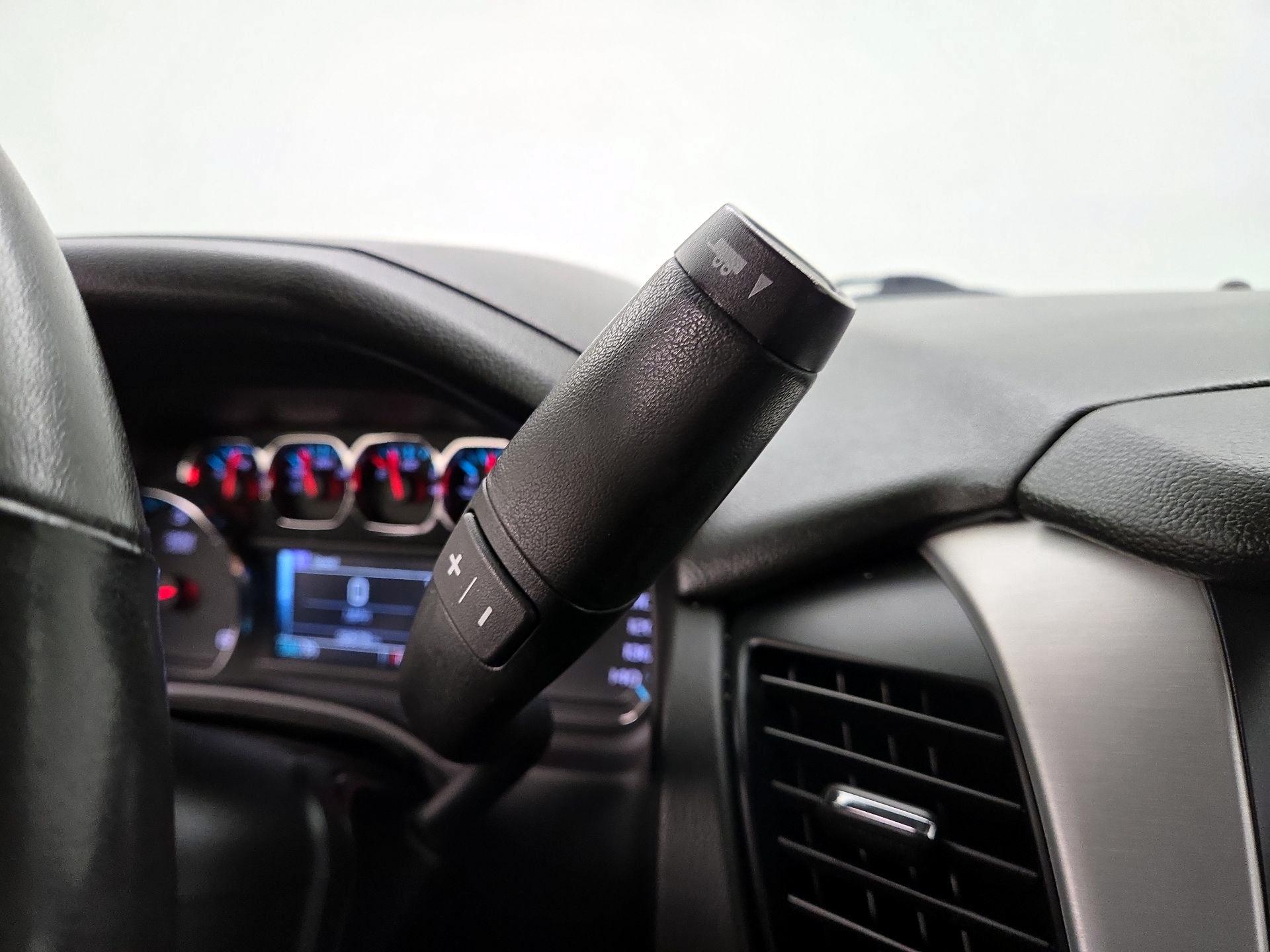 Thumbnail: 2020 GMC Yukon - 17