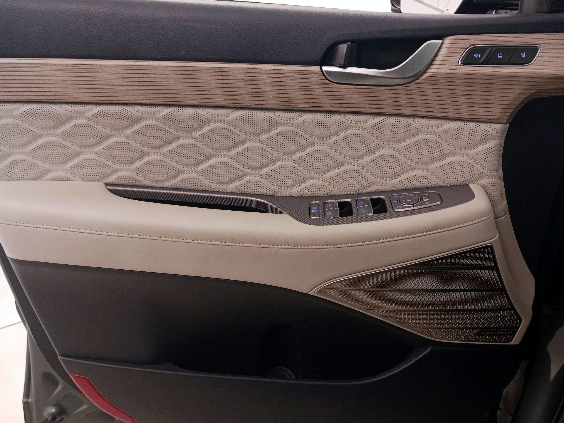 Thumbnail: 2022 Hyundai Palisade - 12