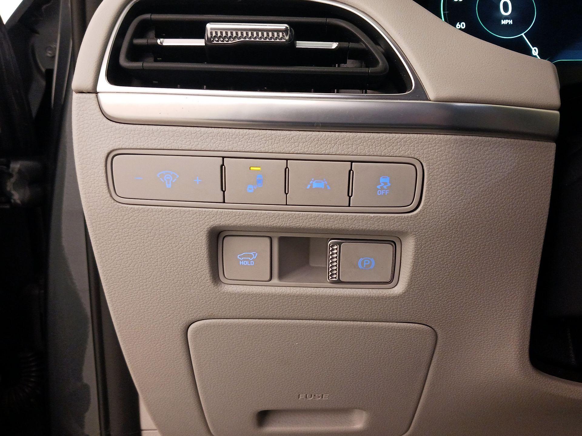 Thumbnail: 2022 Hyundai Palisade - 13