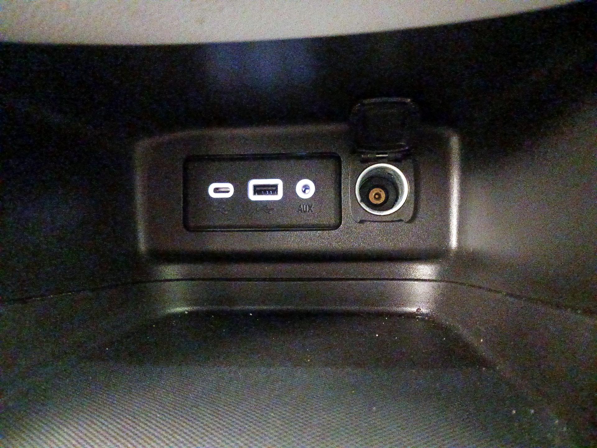 Thumbnail: 2023 Chevrolet Equinox - 18