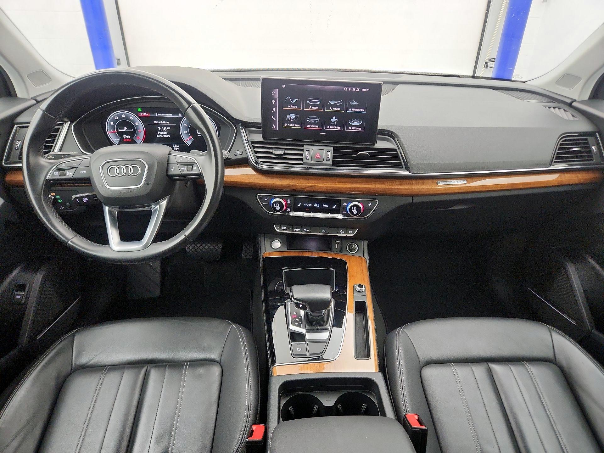 Thumbnail: 2023 Audi Q5 - 9