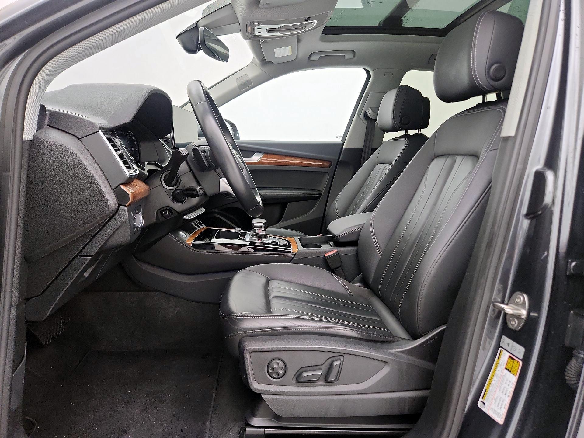 Thumbnail: 2023 Audi Q5 - 11