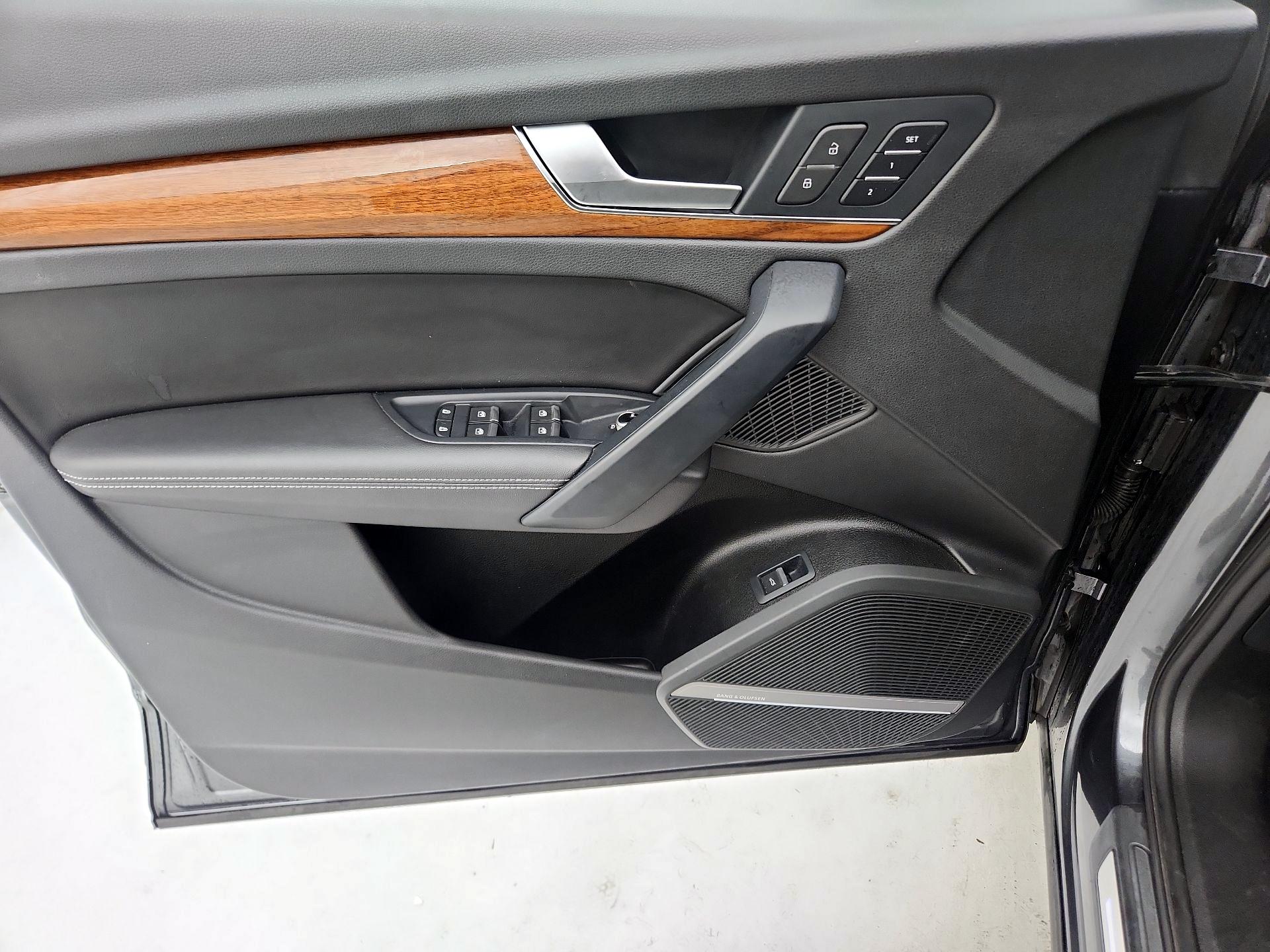 Thumbnail: 2023 Audi Q5 - 12