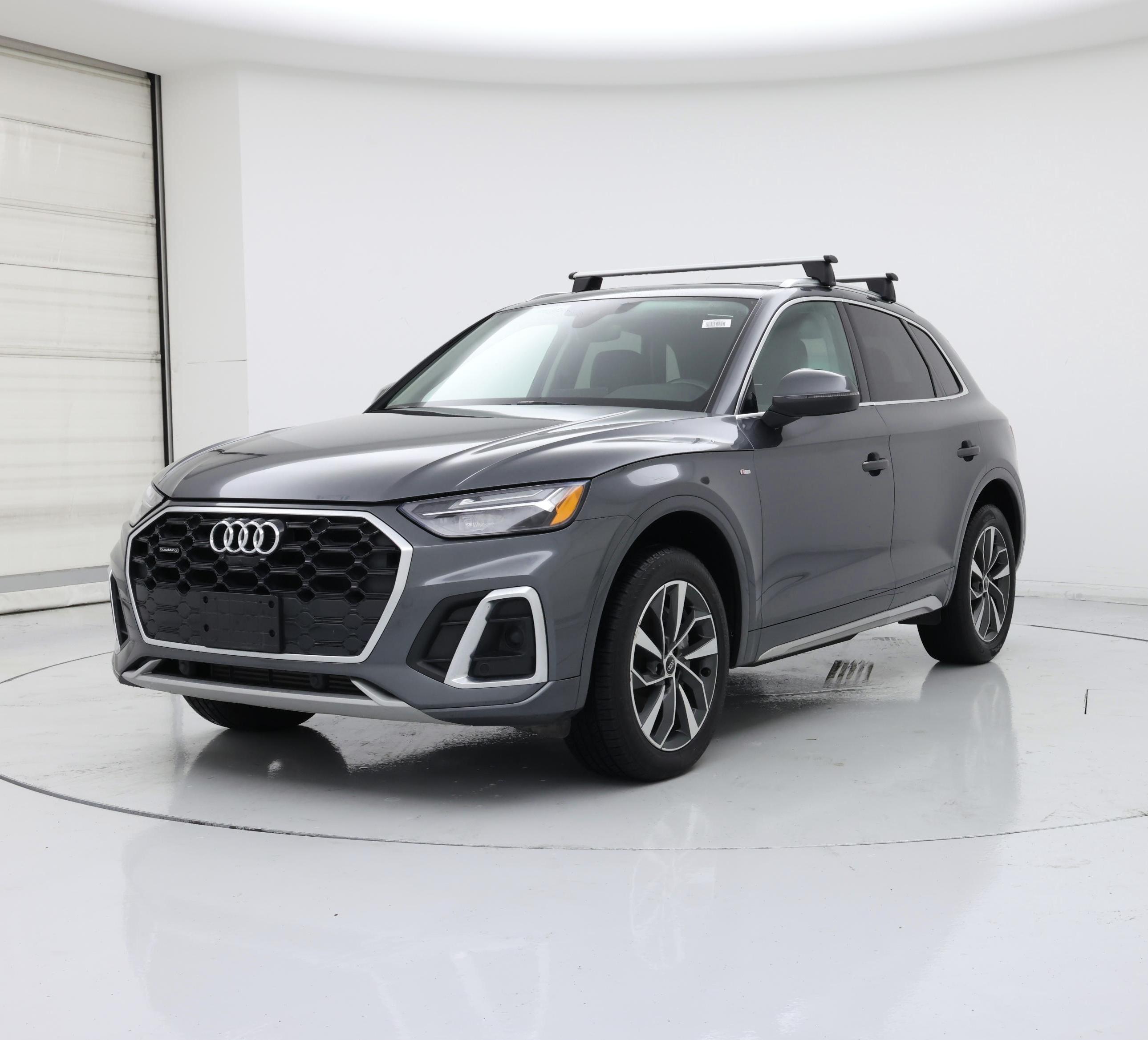 Thumbnail: 2023 Audi Q5 - 4