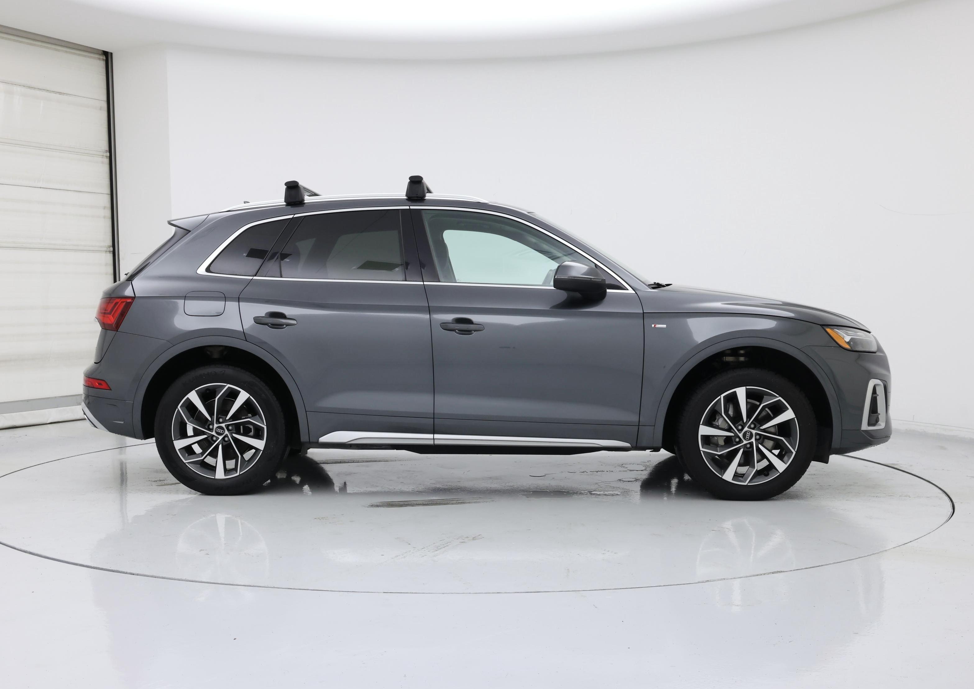 Thumbnail: 2023 Audi Q5 - 7