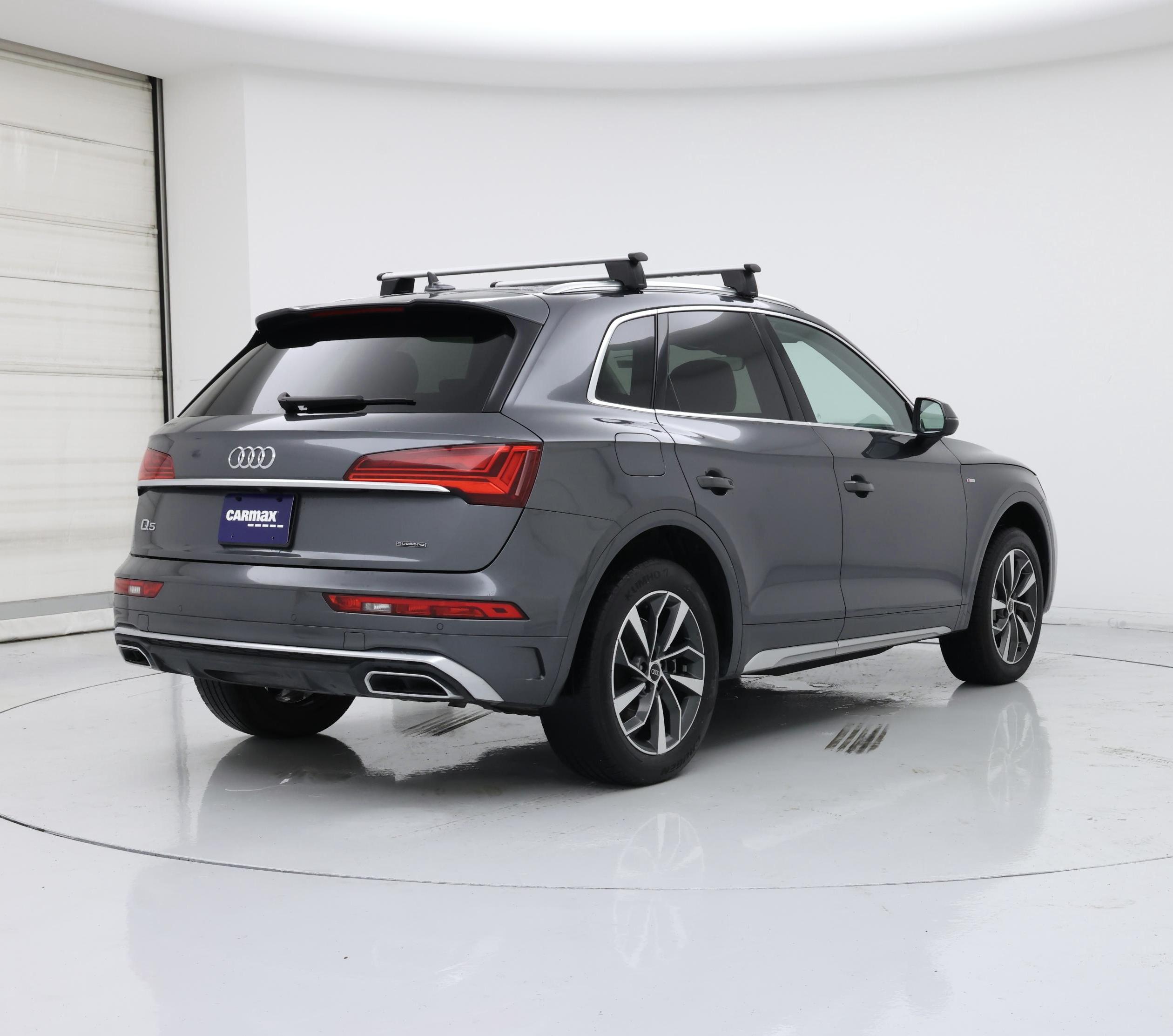 Thumbnail: 2023 Audi Q5 - 8