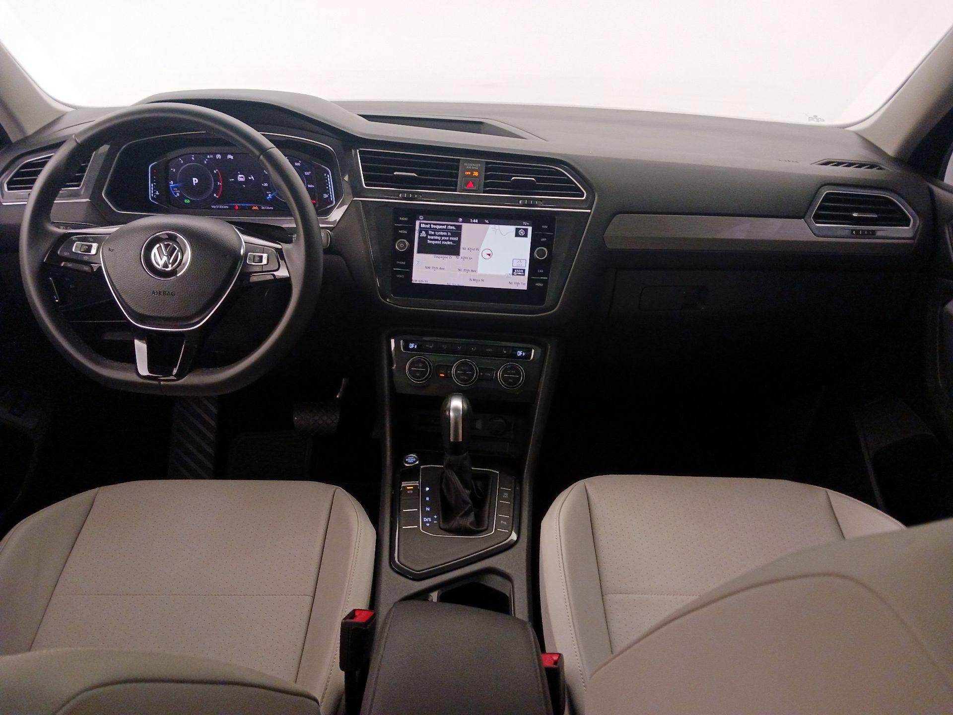 Thumbnail: 2020 Volkswagen Tiguan - 9