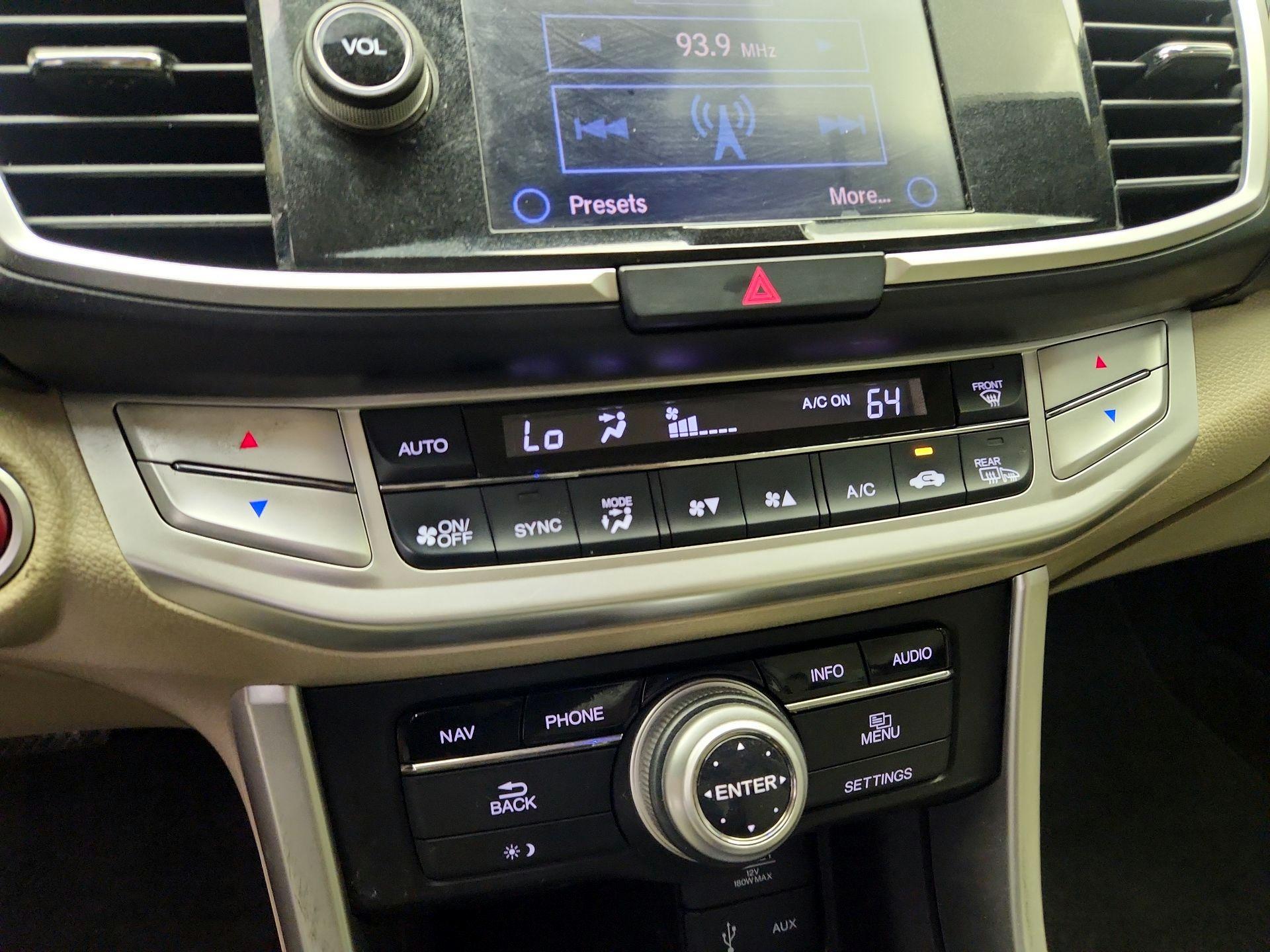 Thumbnail: 2014 Honda Accord - 17