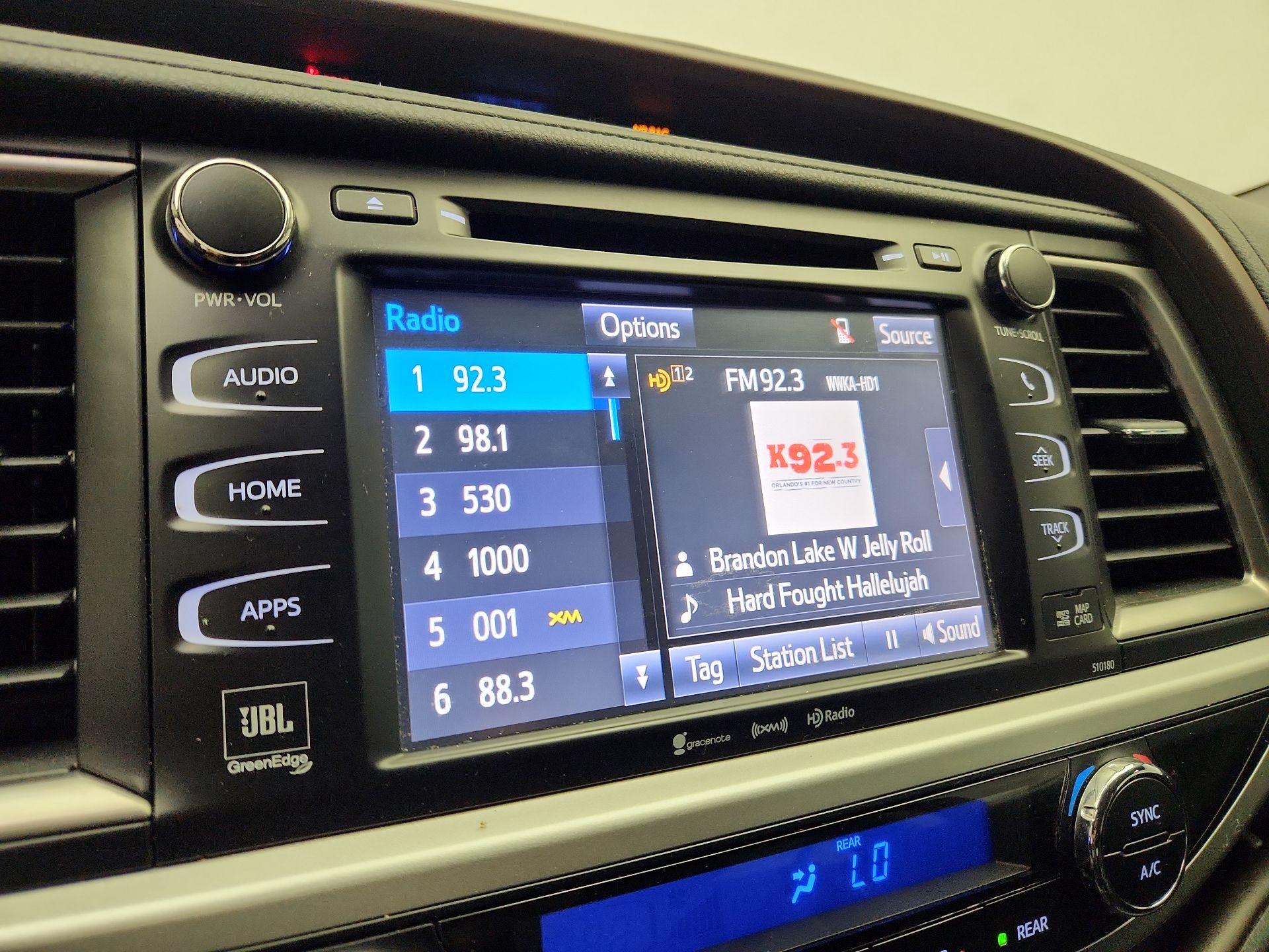 Thumbnail: 2018 Toyota Highlander - 15