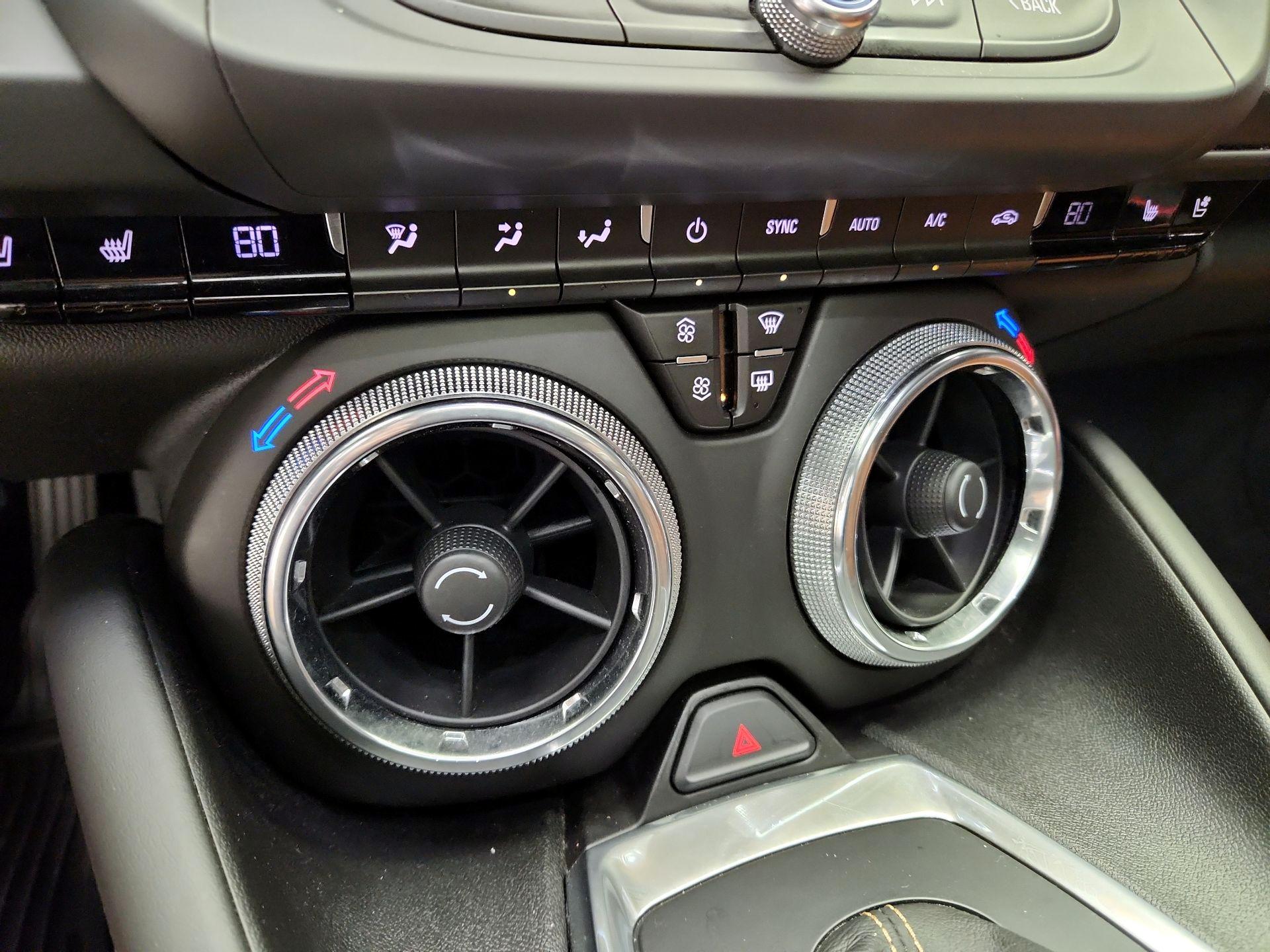 Thumbnail: 2017 Chevrolet Camaro - 17