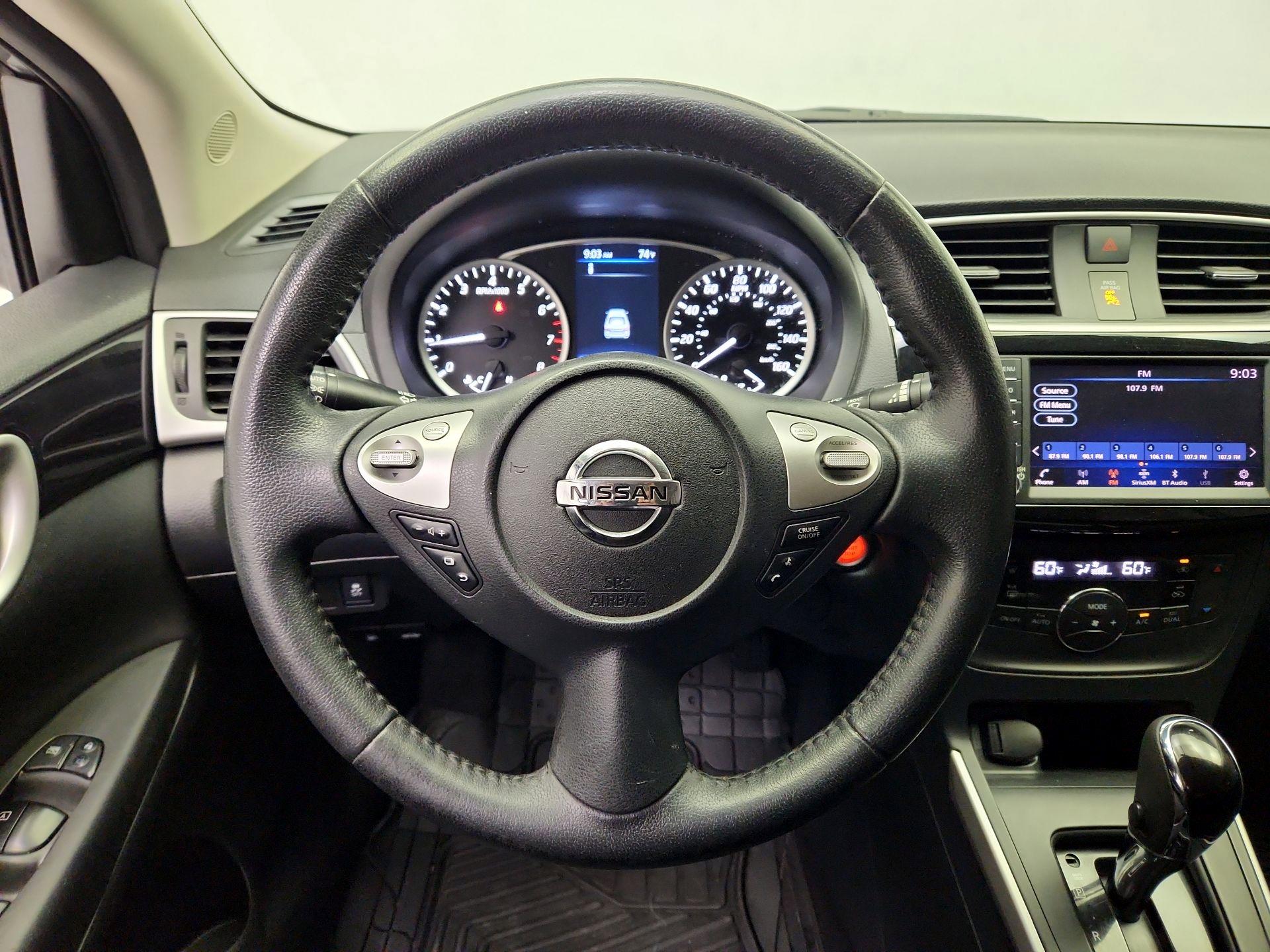 Thumbnail: 2019 Nissan Sentra - 10