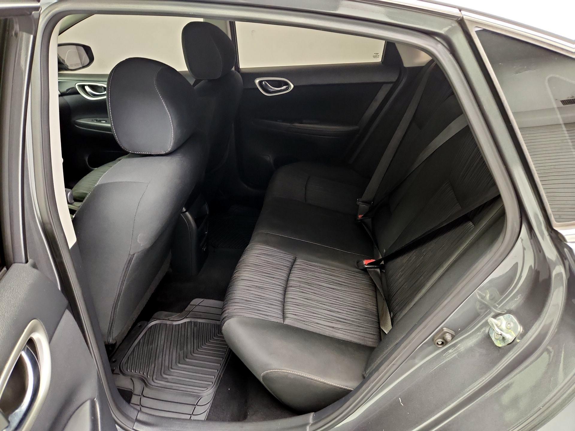 Thumbnail: 2019 Nissan Sentra - 19