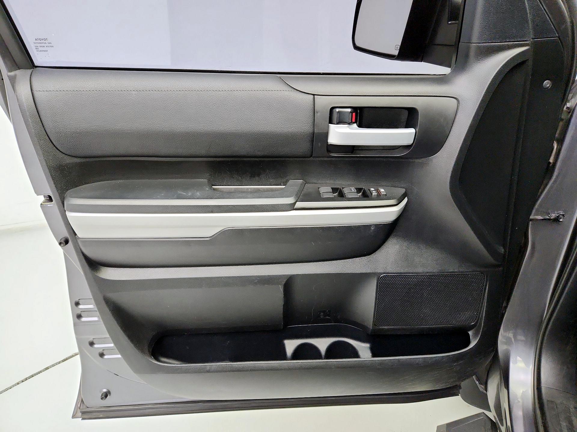 Thumbnail: 2019 Toyota Tundra - 12