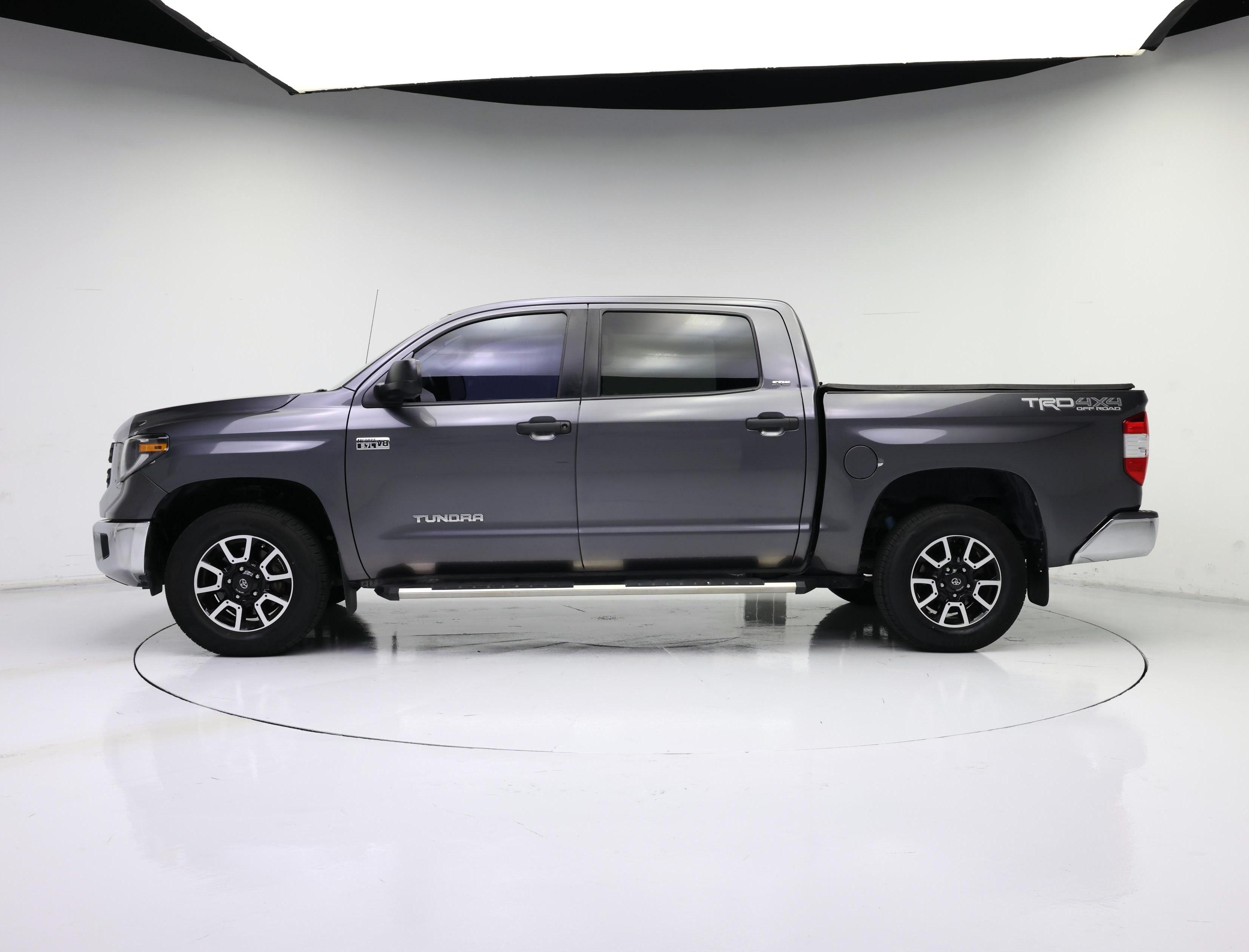 Thumbnail: 2019 Toyota Tundra - 3