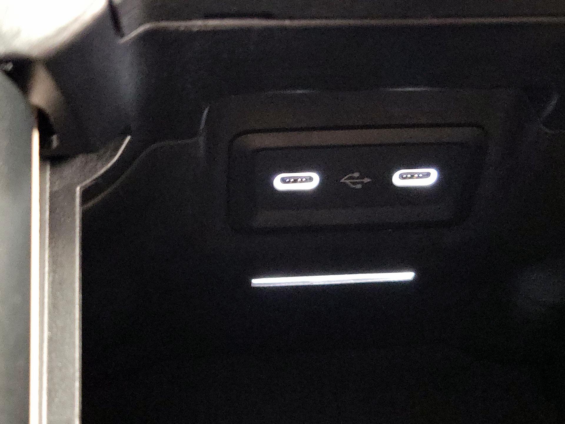 Thumbnail: 2024 Mercedes-Benz GLC - 18