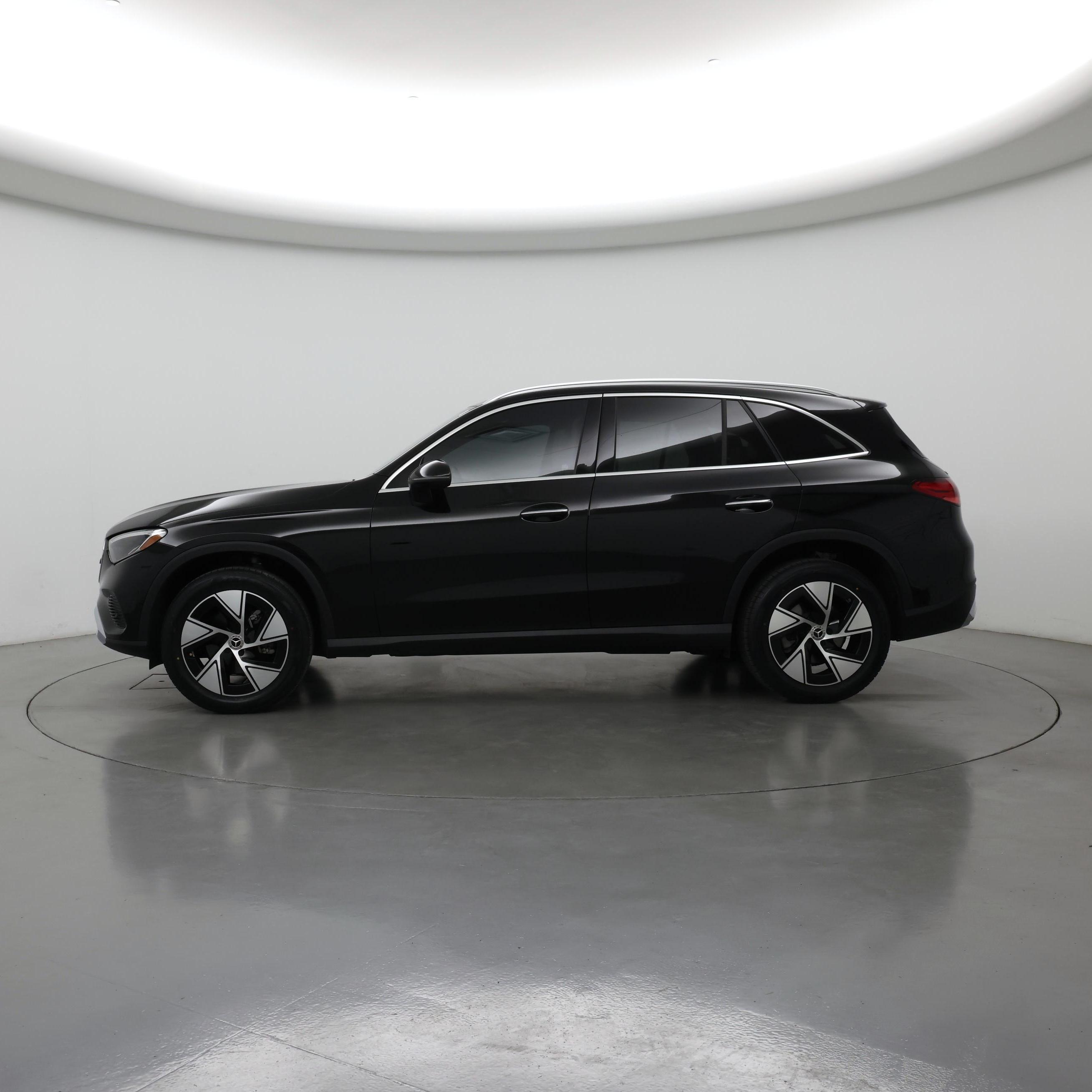 Thumbnail: 2024 Mercedes-Benz GLC - 3