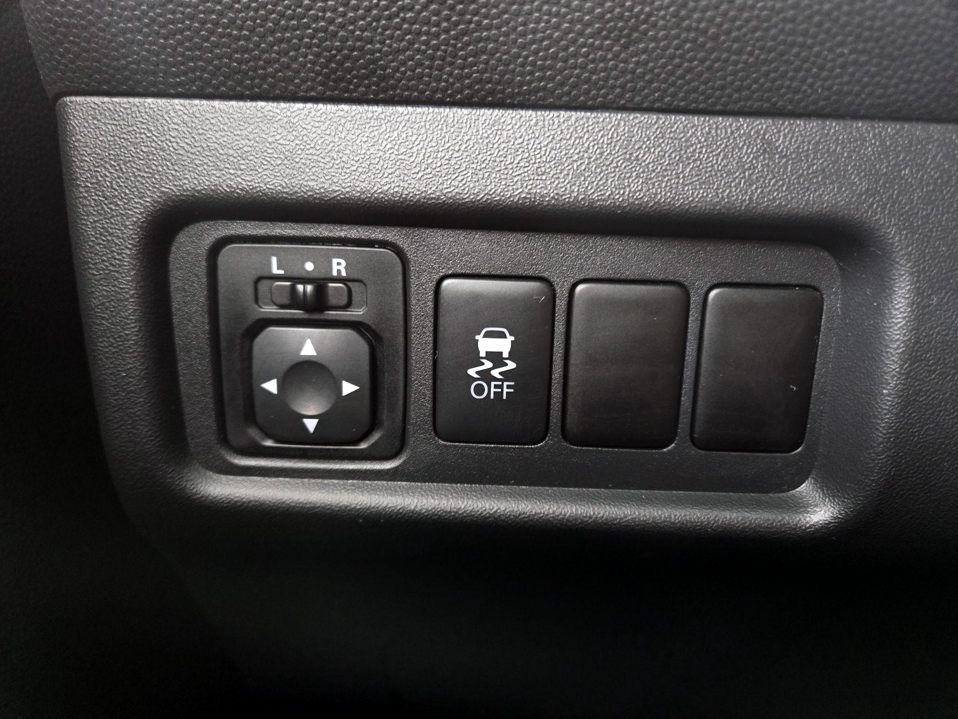 Thumbnail: 2019 Mitsubishi Mirage G4 - 13