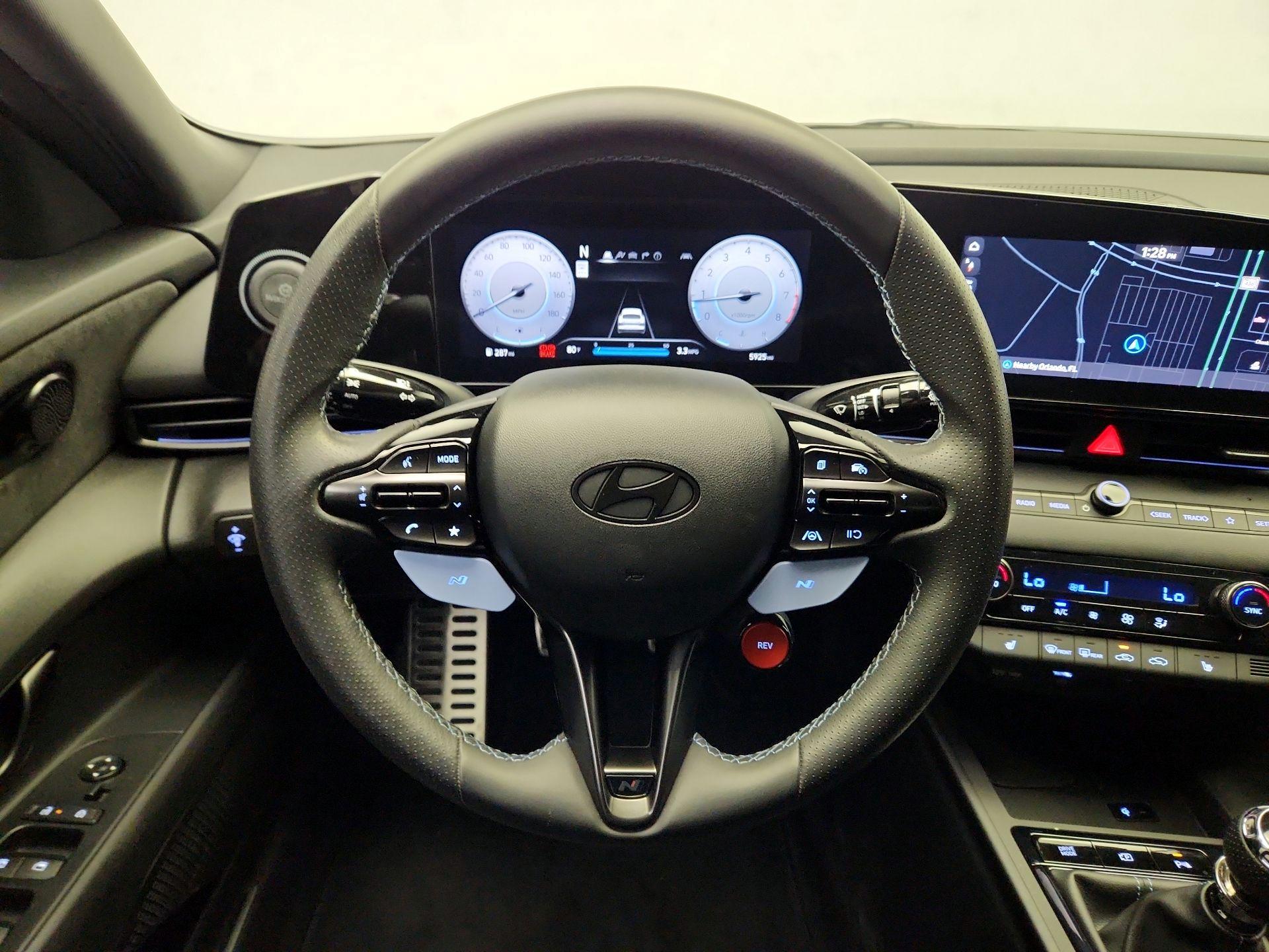 Thumbnail: 2025 Hyundai Elantra - 10