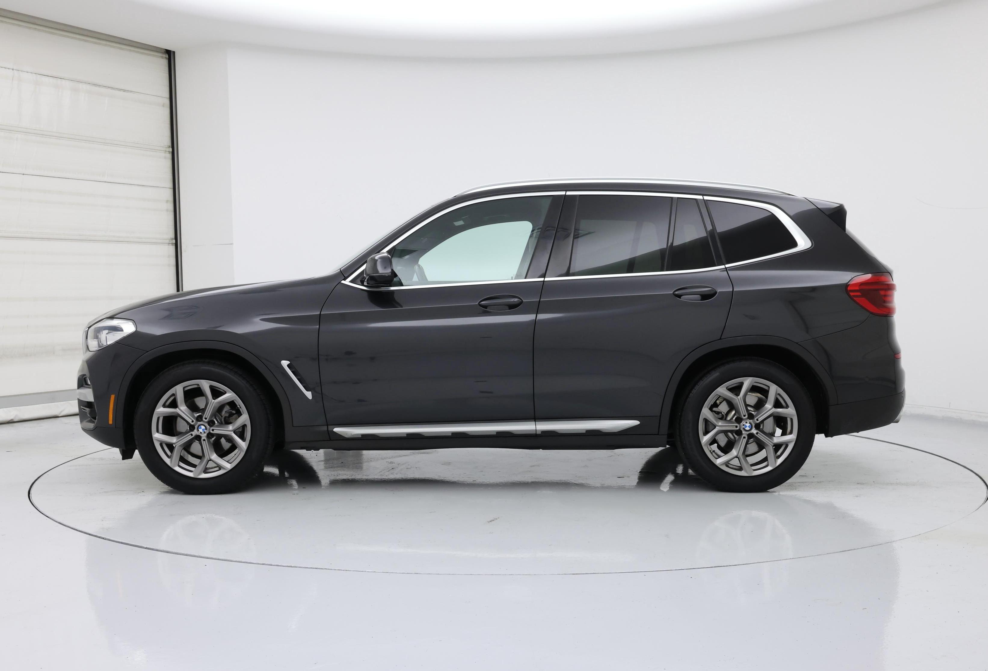 Thumbnail: 2021 BMW X3 - 3