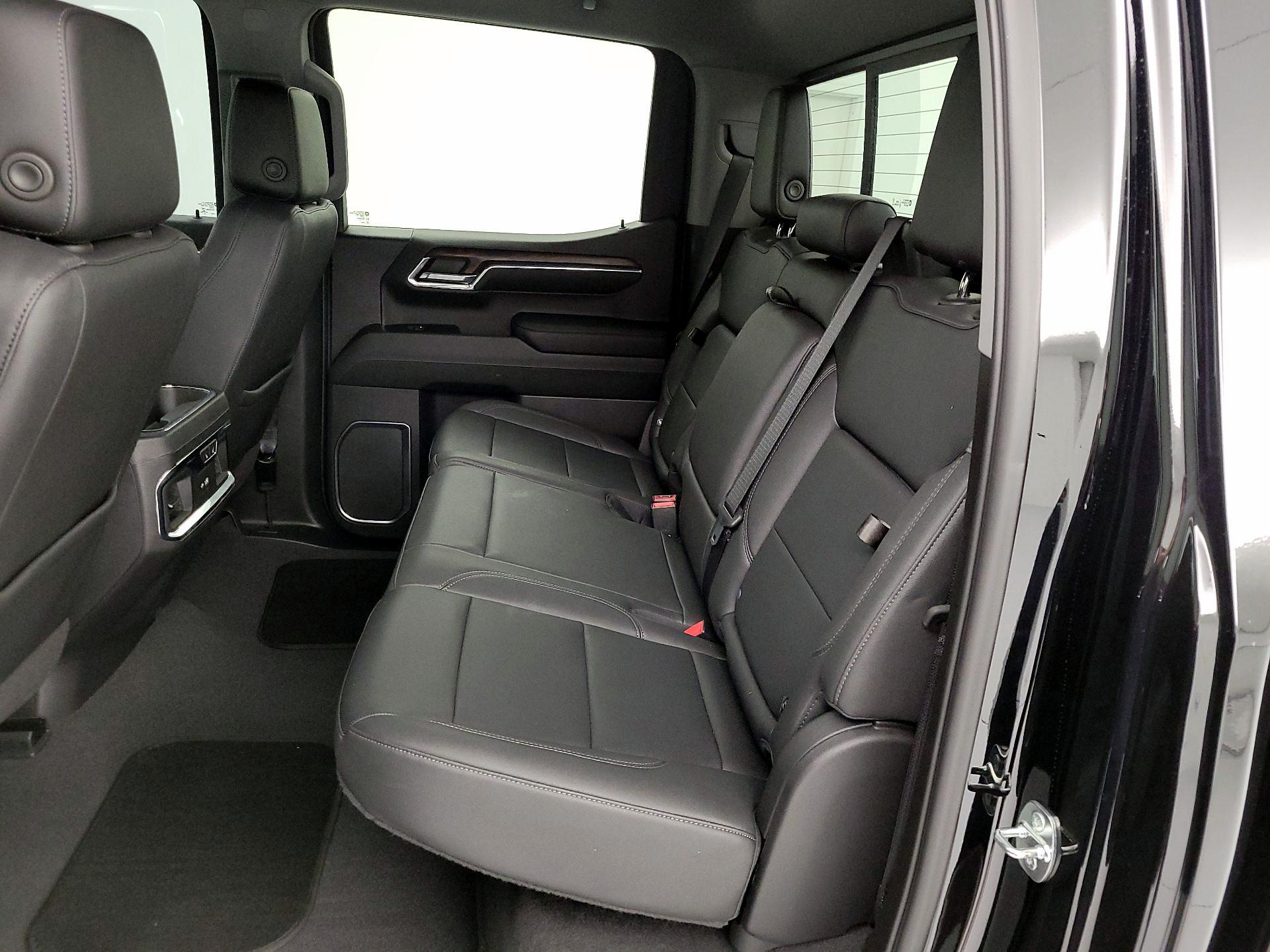 Thumbnail: 2023 GMC Sierra 1500 - 19