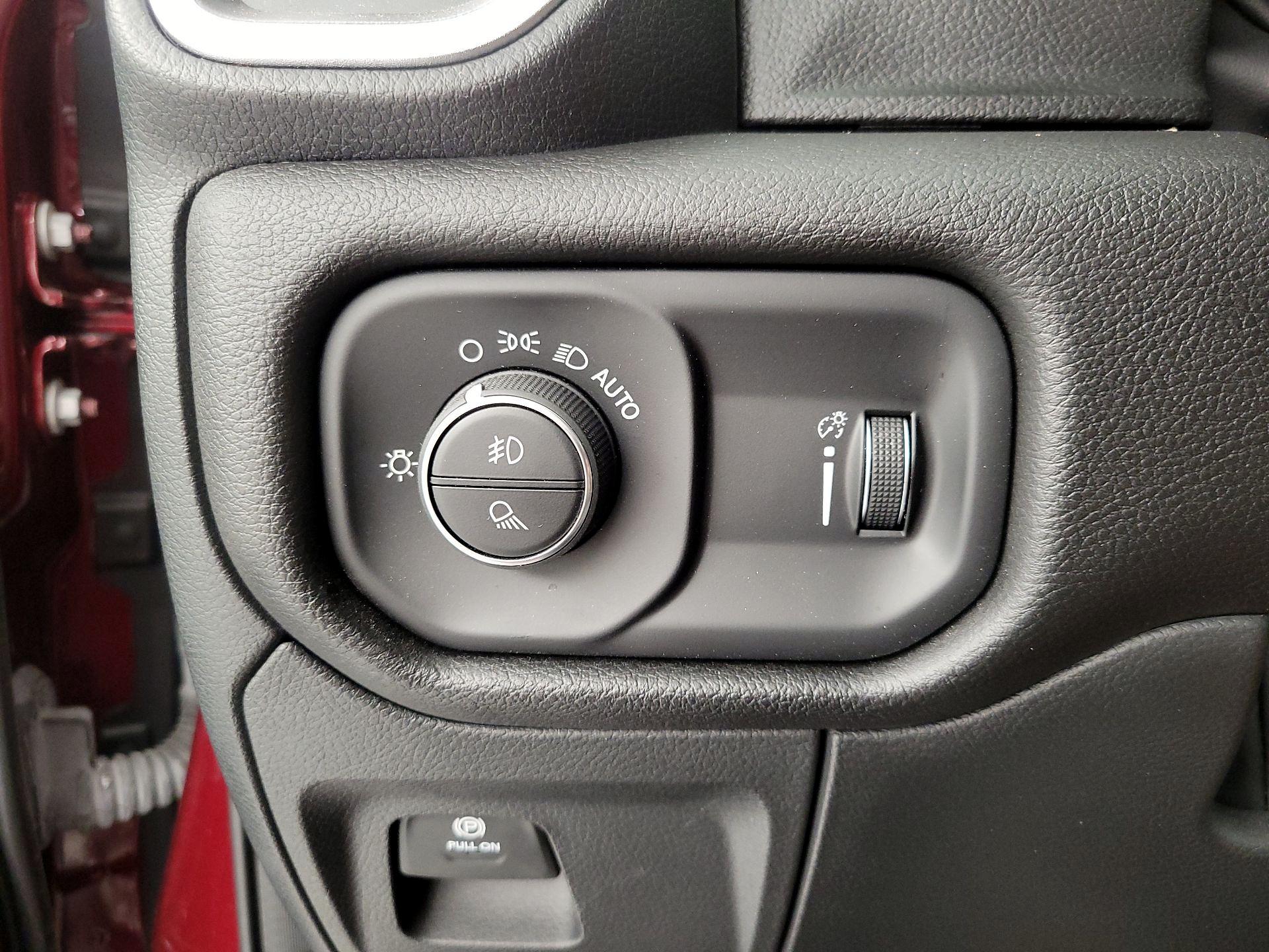 Thumbnail: 2023 RAM 1500 - 13