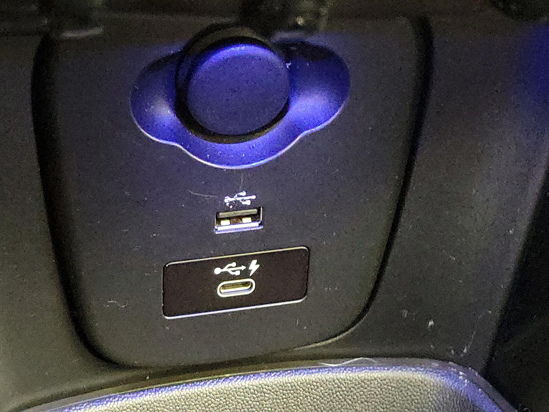 Thumbnail: 2022 MINI Cooper Hardtop - 19