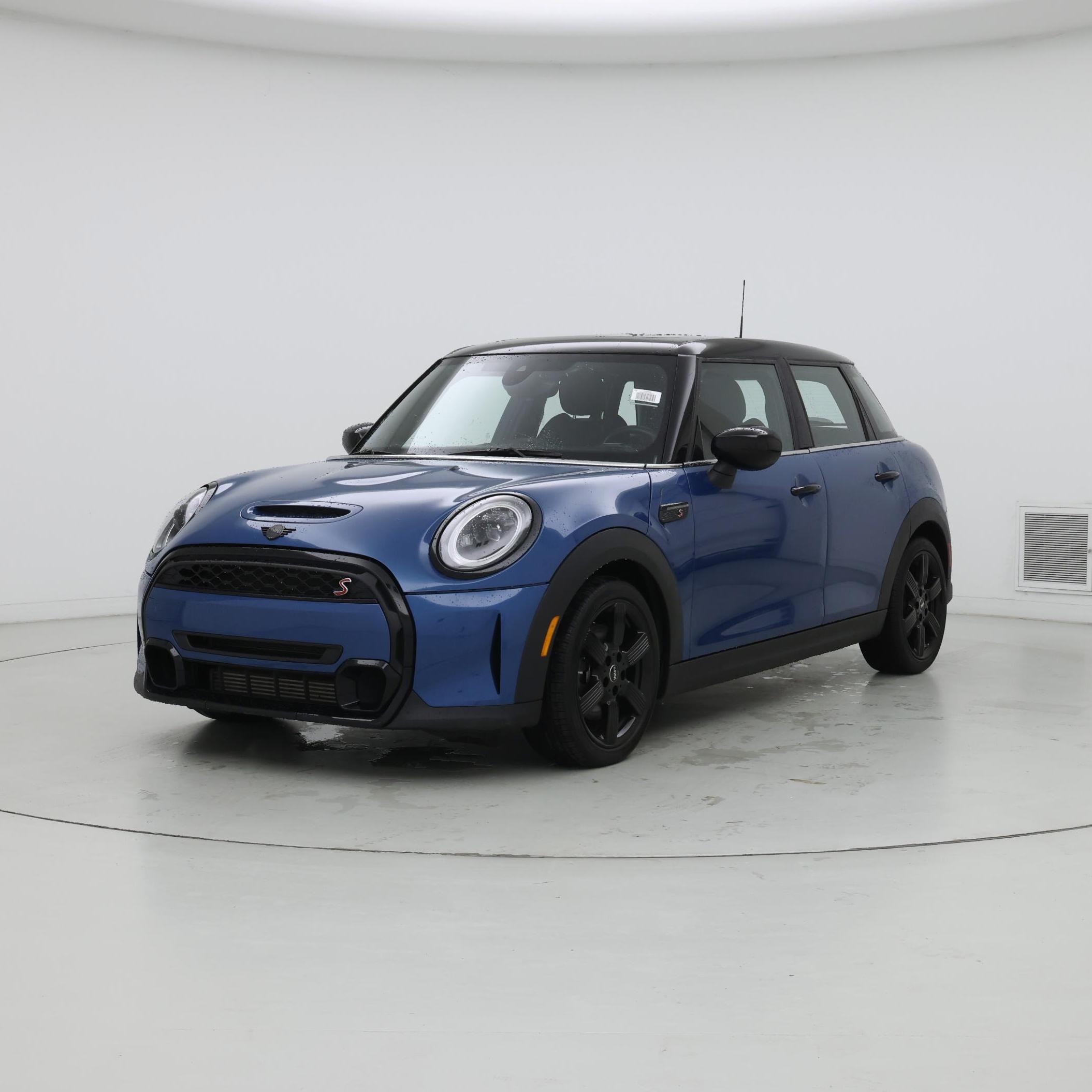 Thumbnail: 2022 MINI Cooper Hardtop - 4