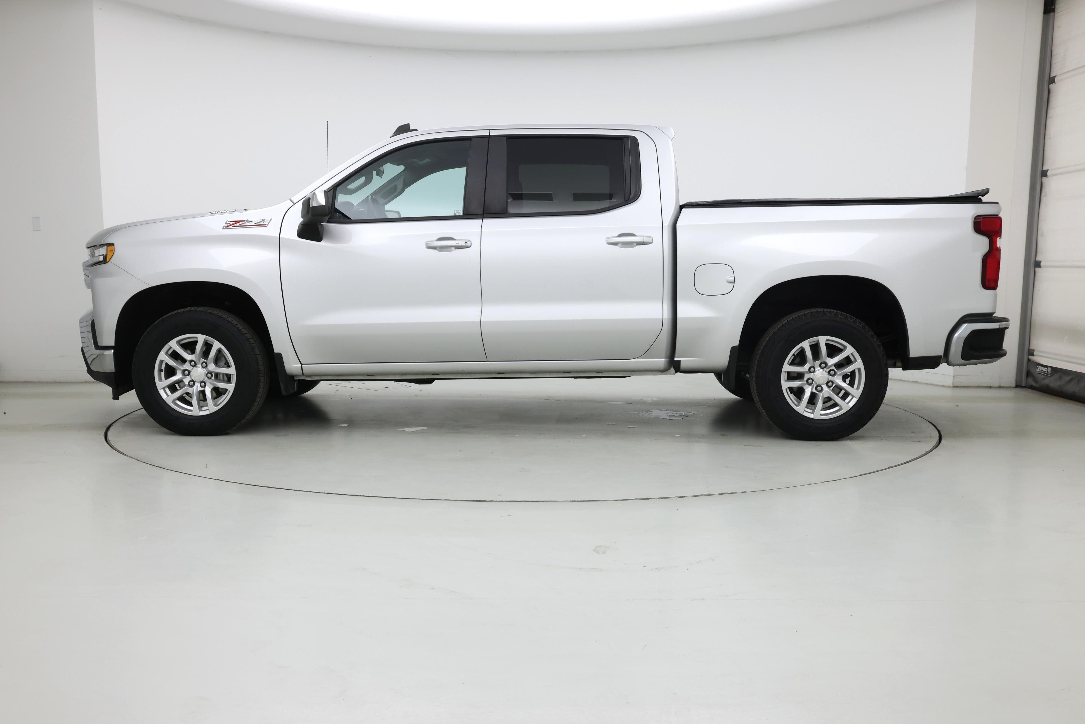 Thumbnail: 2021 Chevrolet Silverado 1500 - 3