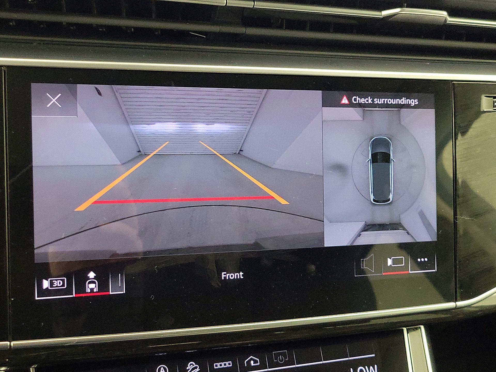 Thumbnail: 2022 Audi Q7 - 14