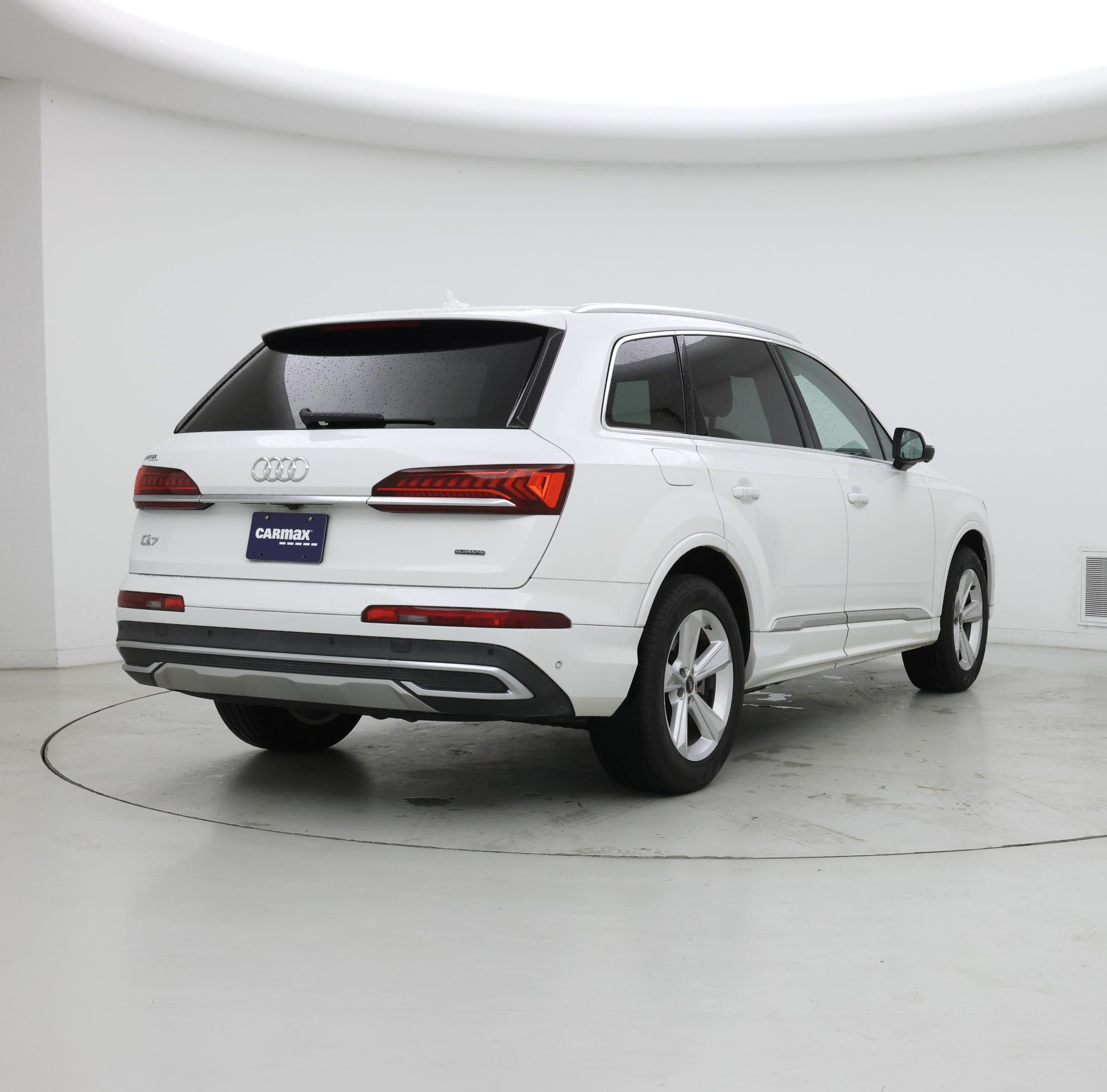 Thumbnail: 2022 Audi Q7 - 8