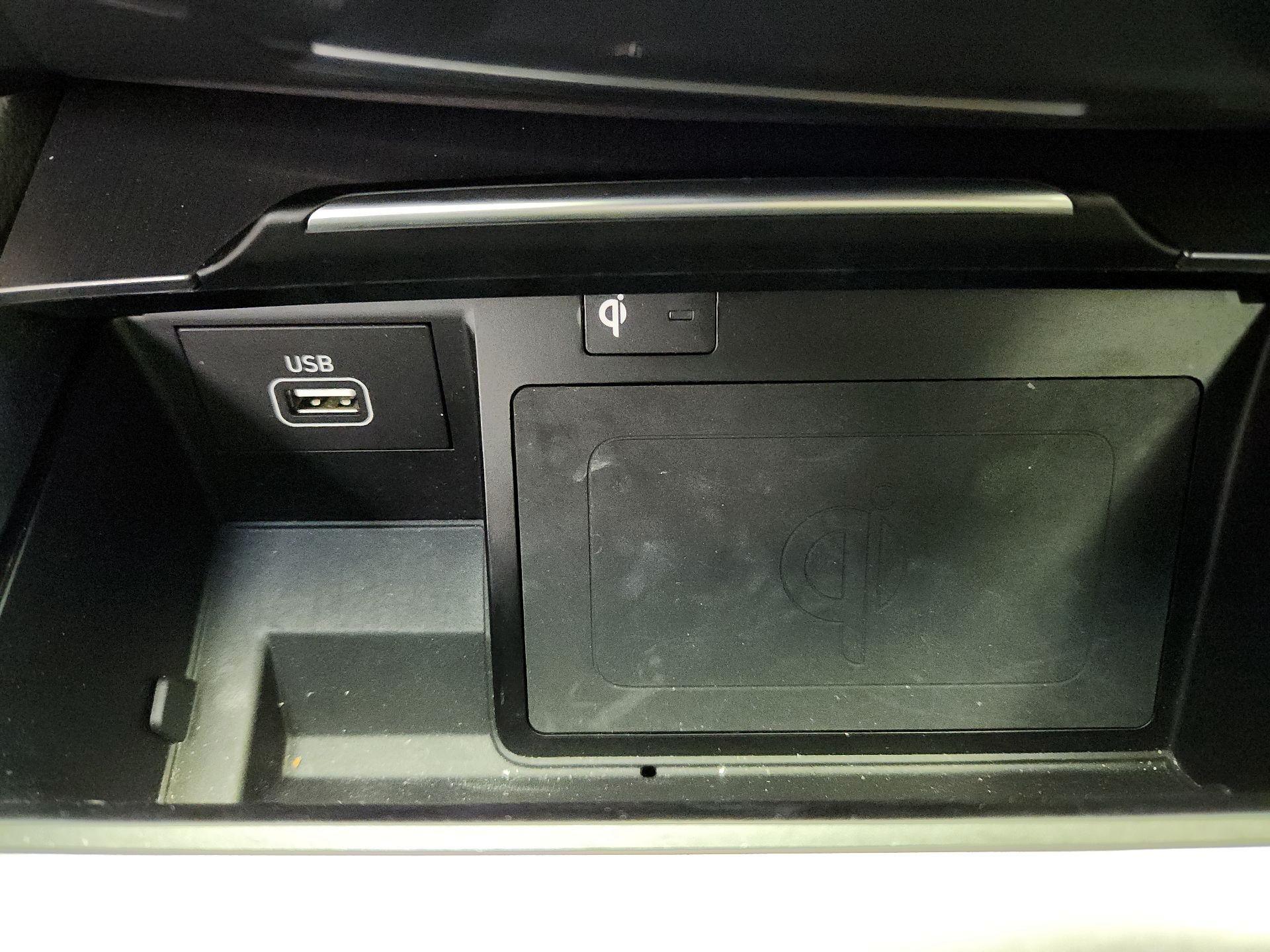 Thumbnail: 2020 Genesis G80 - 19