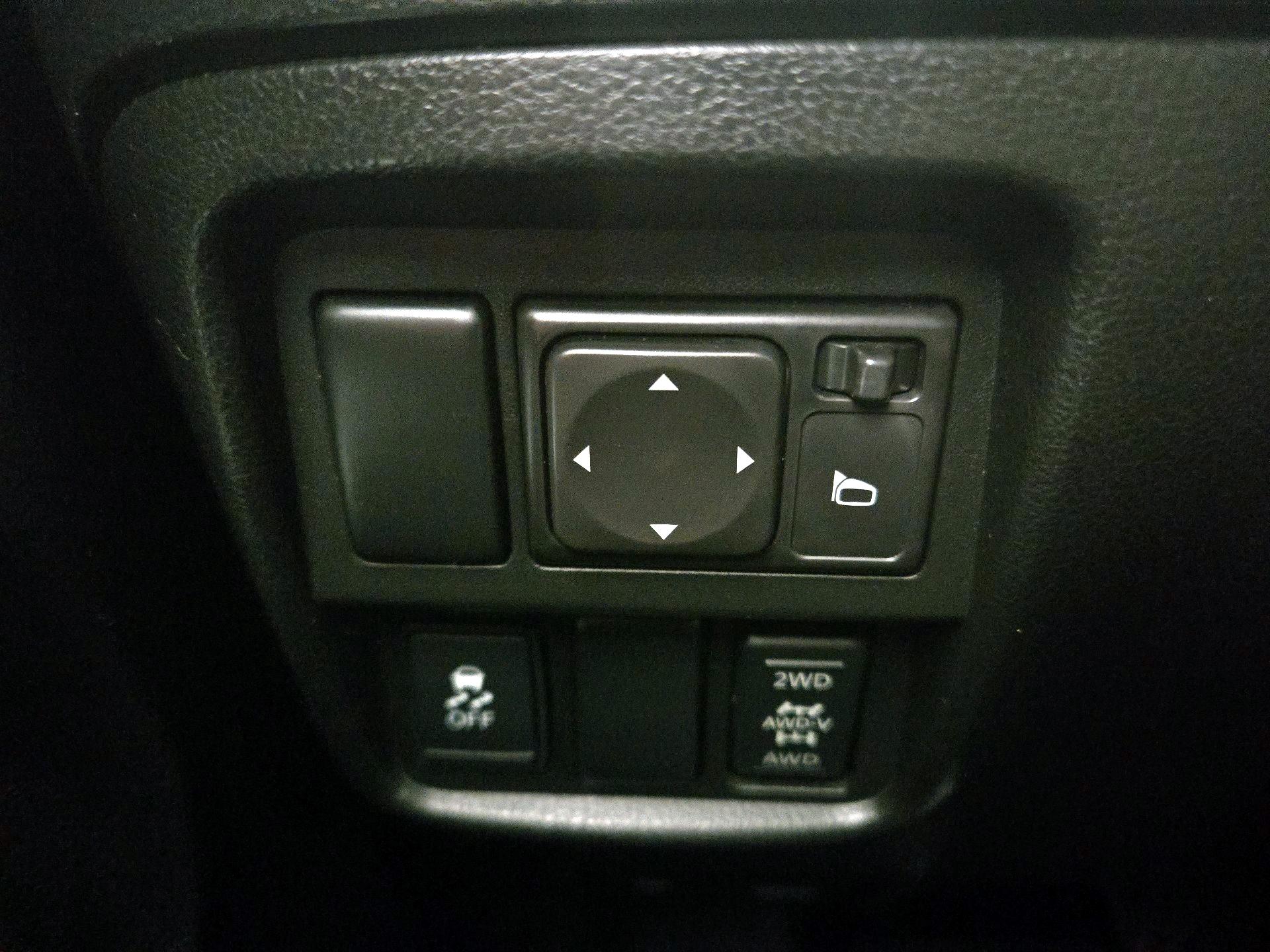 Thumbnail: 2014 Nissan Juke - 13