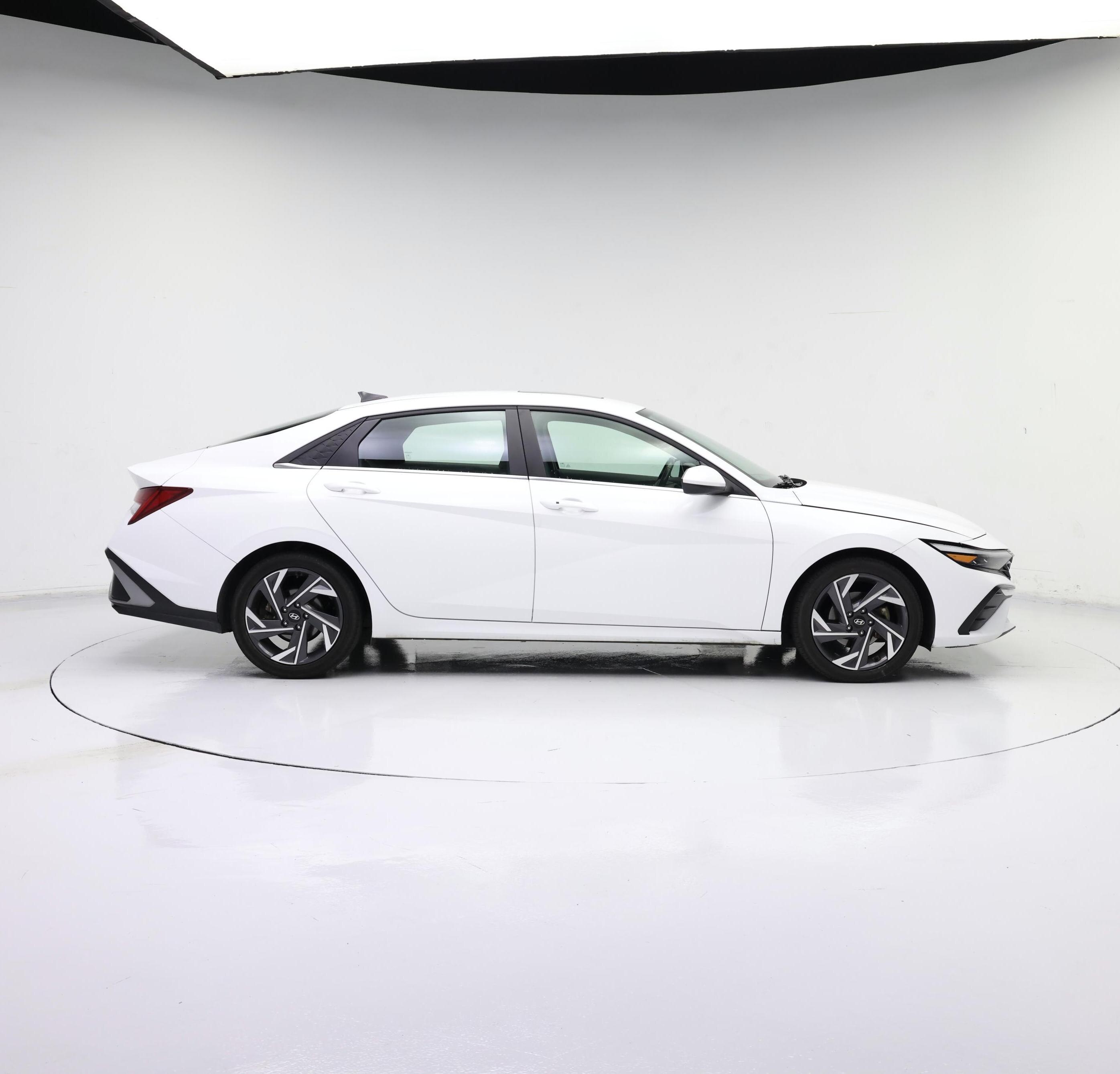 Thumbnail: 2024 Hyundai Elantra - 7