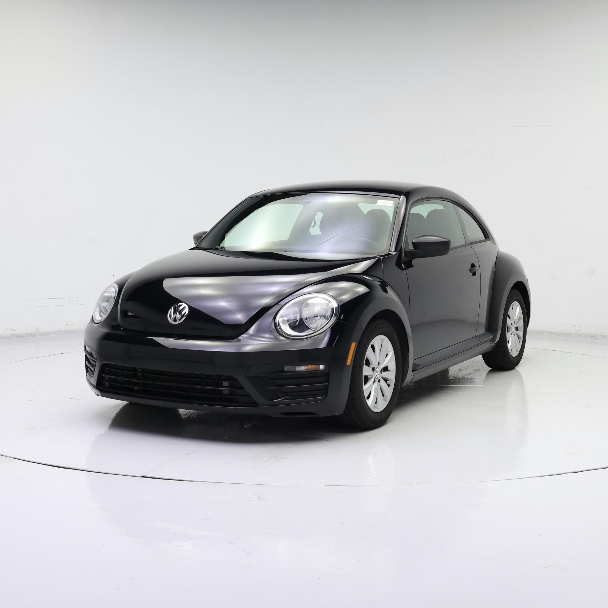 Thumbnail: 2018 Volkswagen Beetle - 4