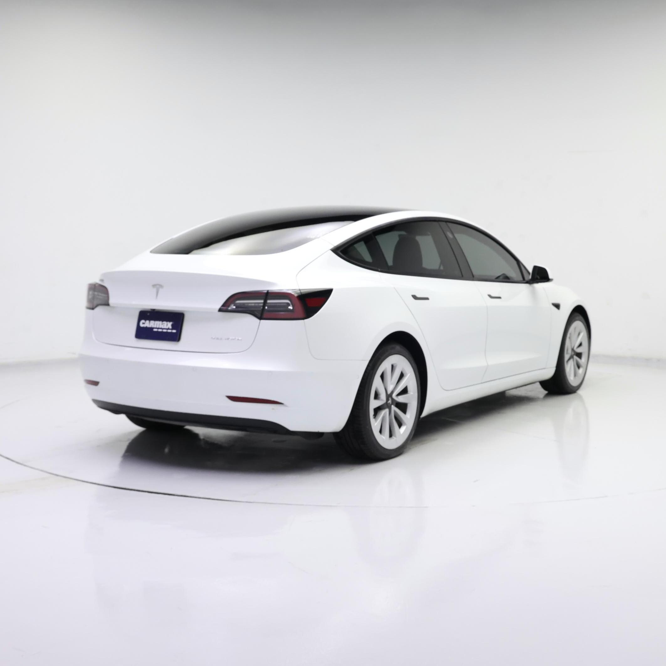 Thumbnail: 2022 Tesla Model 3 - 8