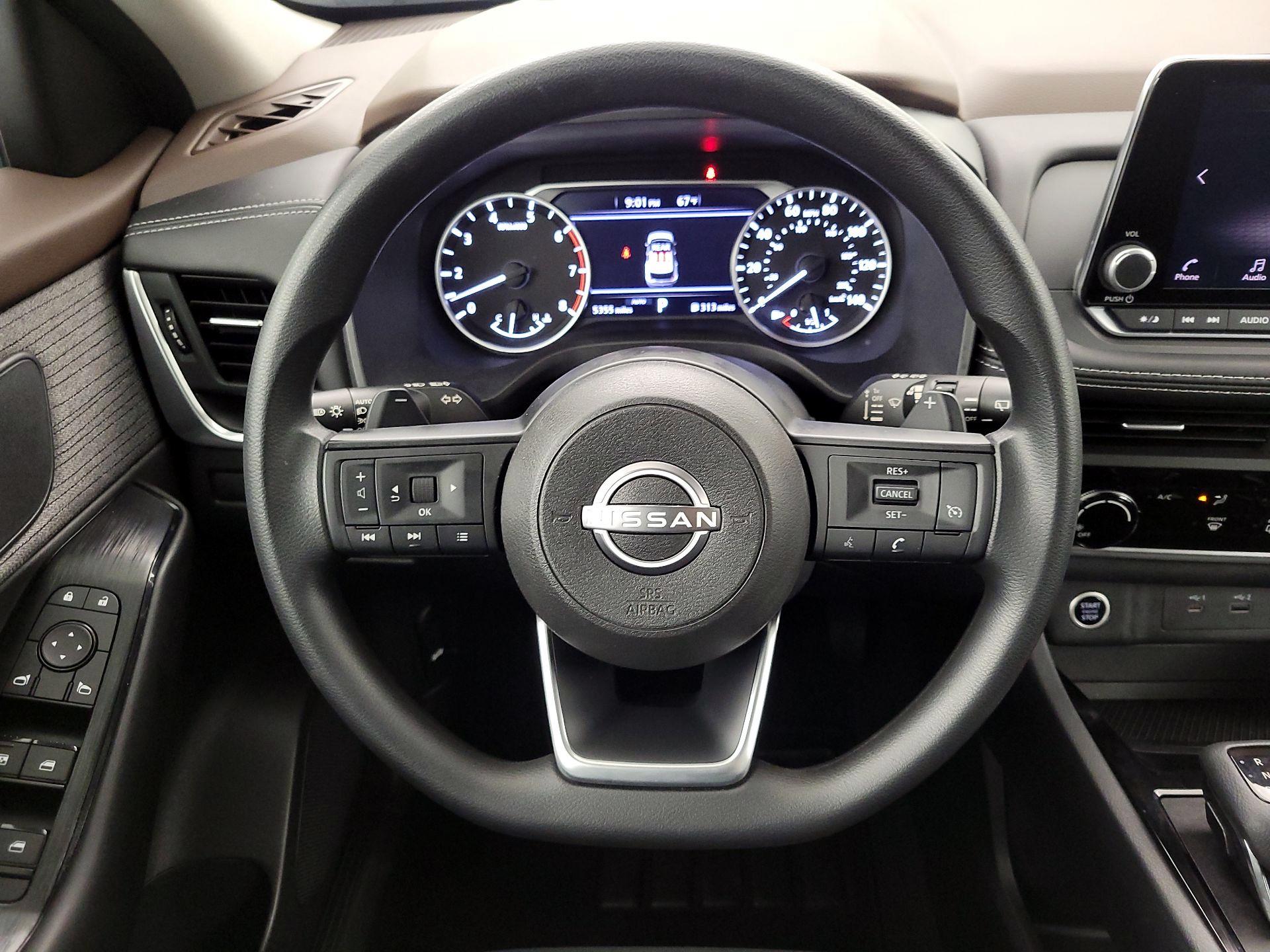 Thumbnail: 2023 Nissan Rogue - 10