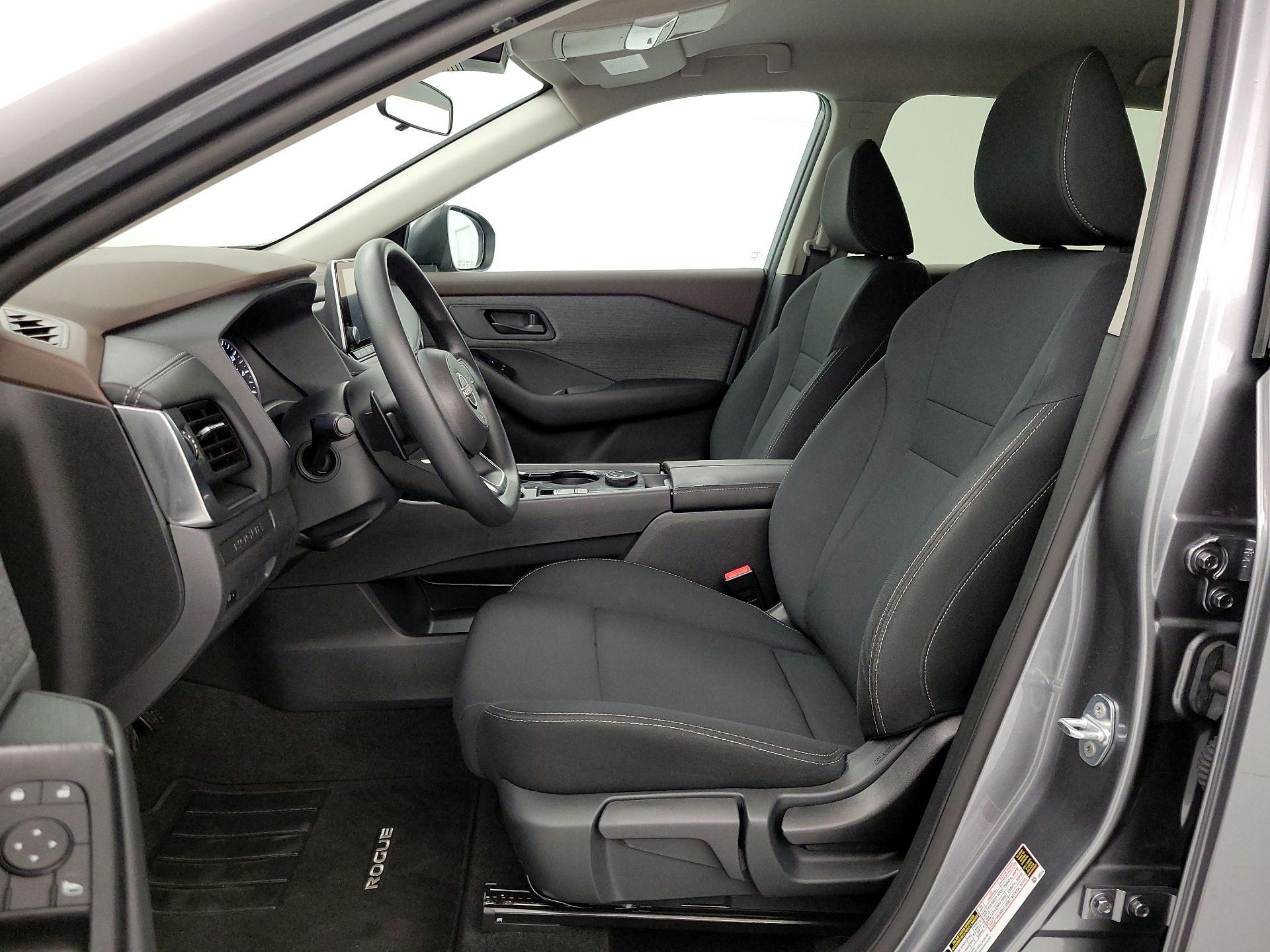 Thumbnail: 2023 Nissan Rogue - 11