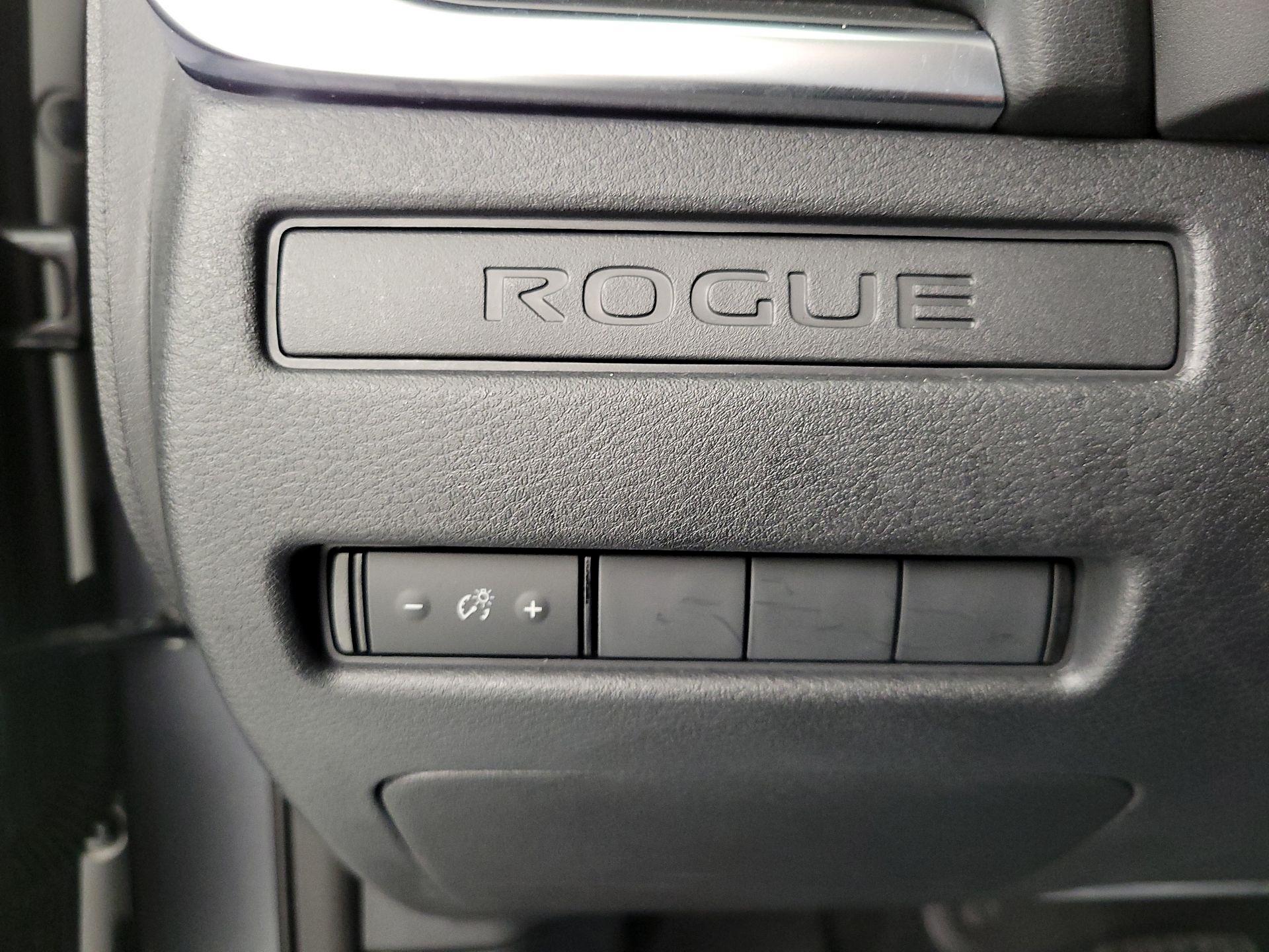 Thumbnail: 2023 Nissan Rogue - 13