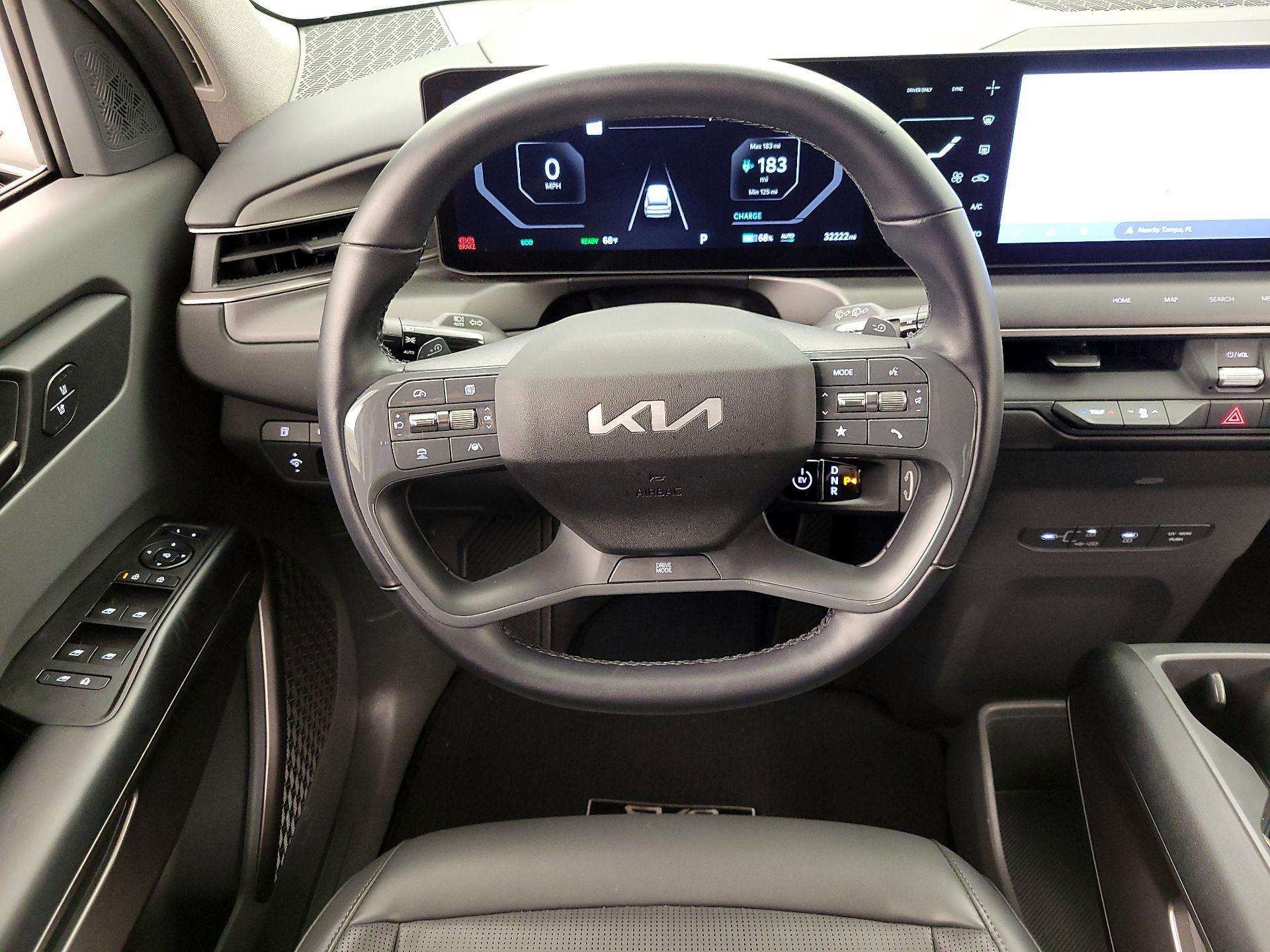 Thumbnail: 2024 Kia EV9 - 10