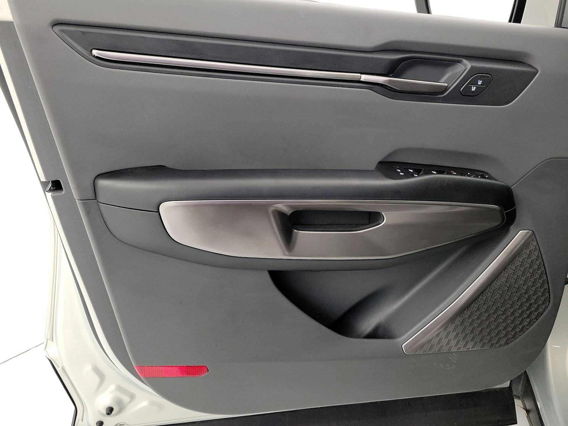 Thumbnail: 2024 Kia EV9 - 12