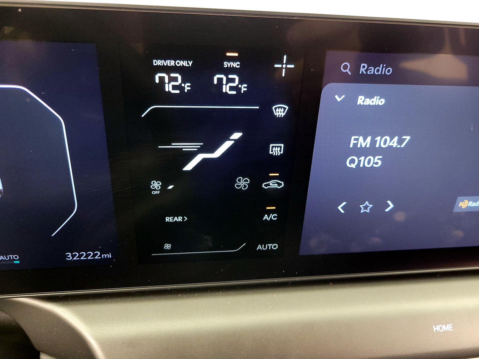 Thumbnail: 2024 Kia EV9 - 17