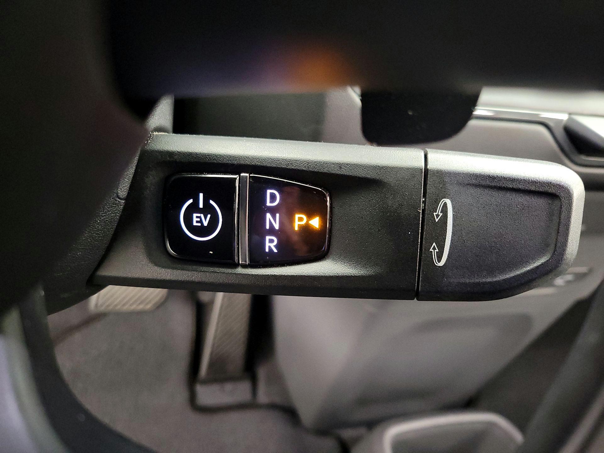 Thumbnail: 2024 Kia EV9 - 18