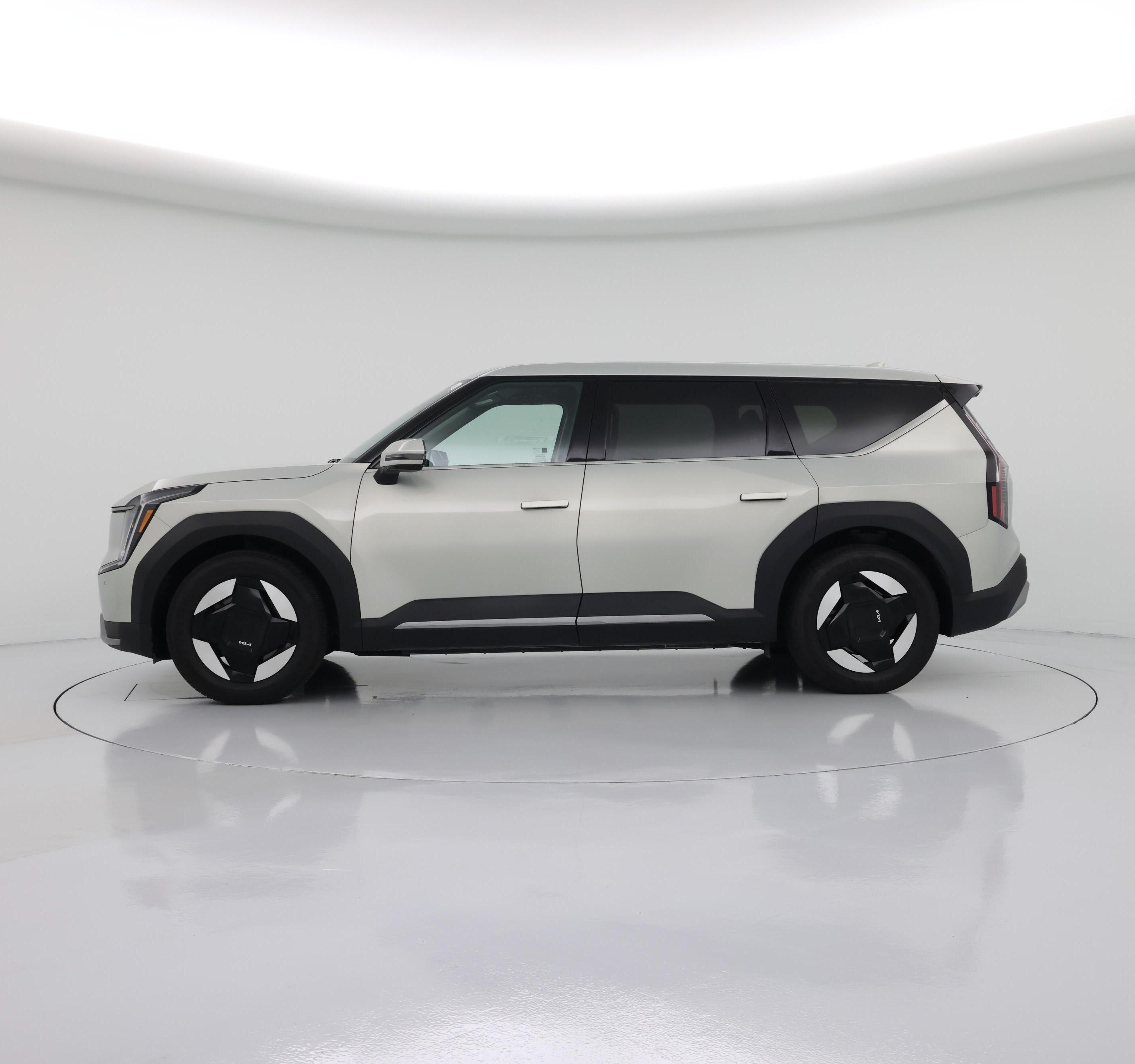 Thumbnail: 2024 Kia EV9 - 3