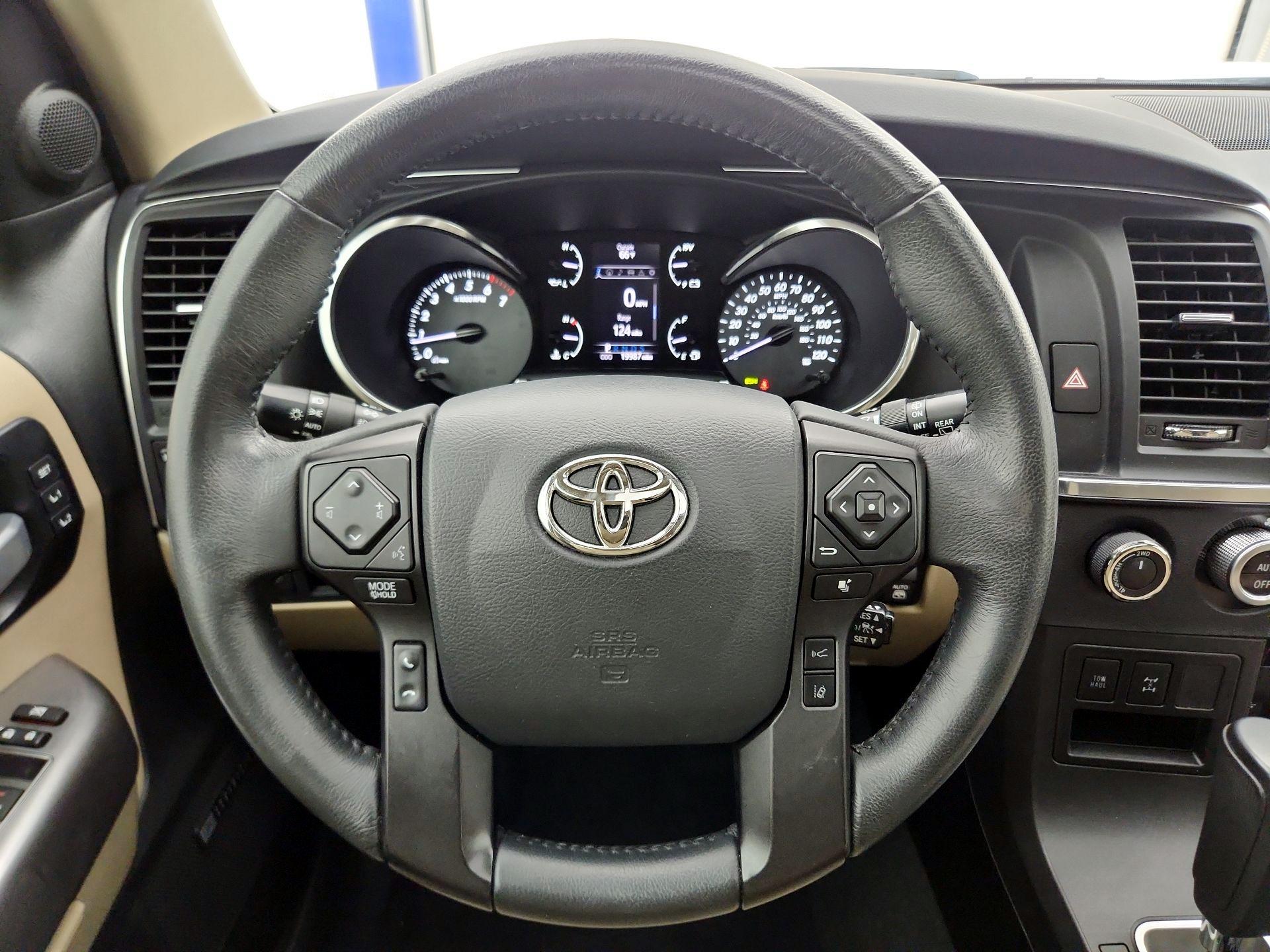 Thumbnail: 2020 Toyota Sequoia - 10