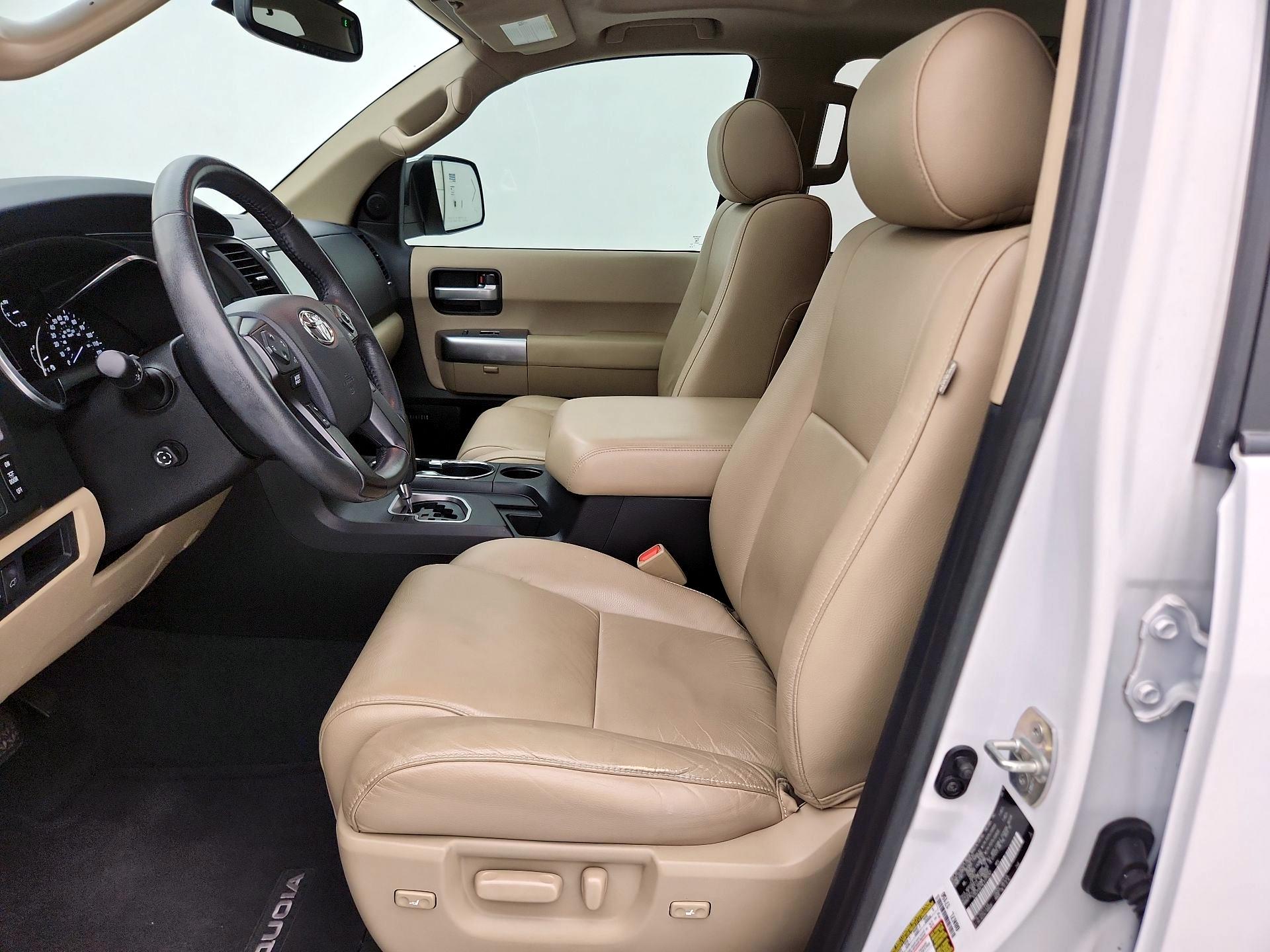 Thumbnail: 2020 Toyota Sequoia - 11