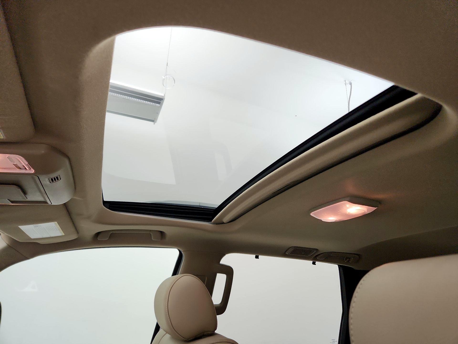 Thumbnail: 2020 Toyota Sequoia - 20