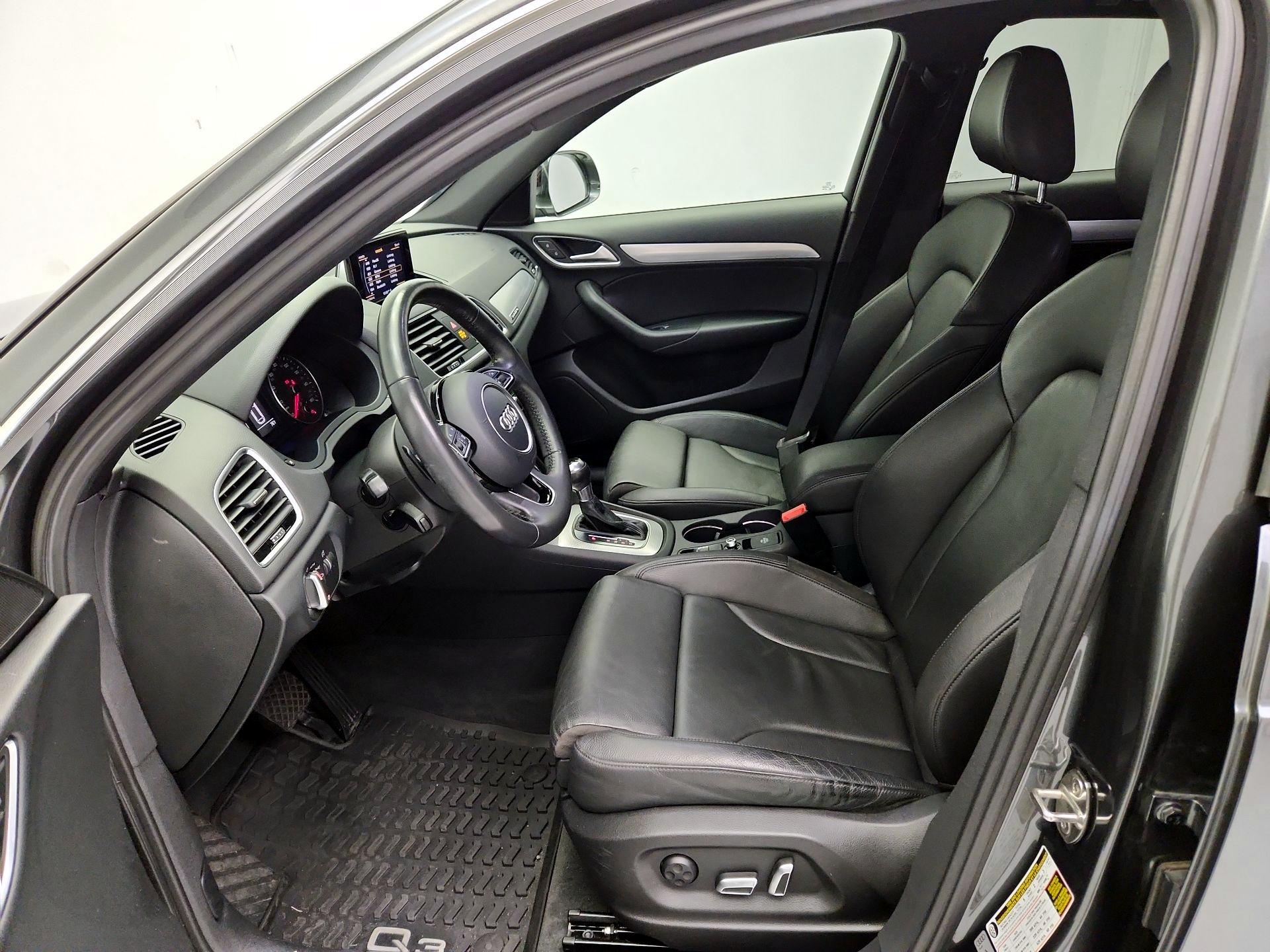 Thumbnail: 2018 Audi Q3 - 11