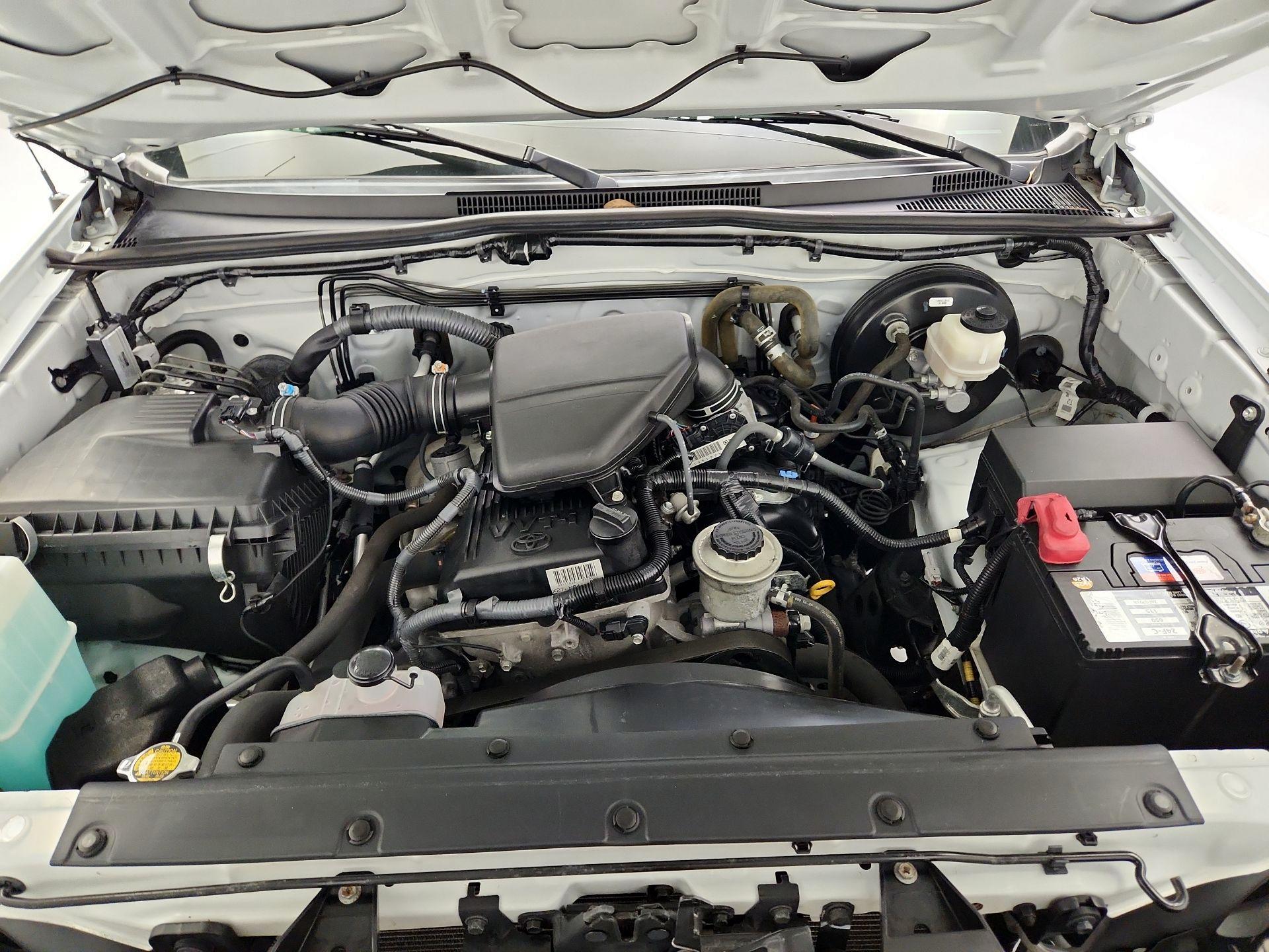 Thumbnail: 2014 Toyota Tacoma - 19