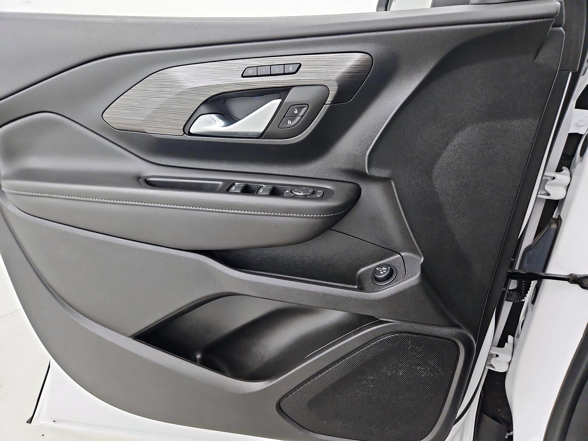 Thumbnail: 2023 GMC Terrain - 12