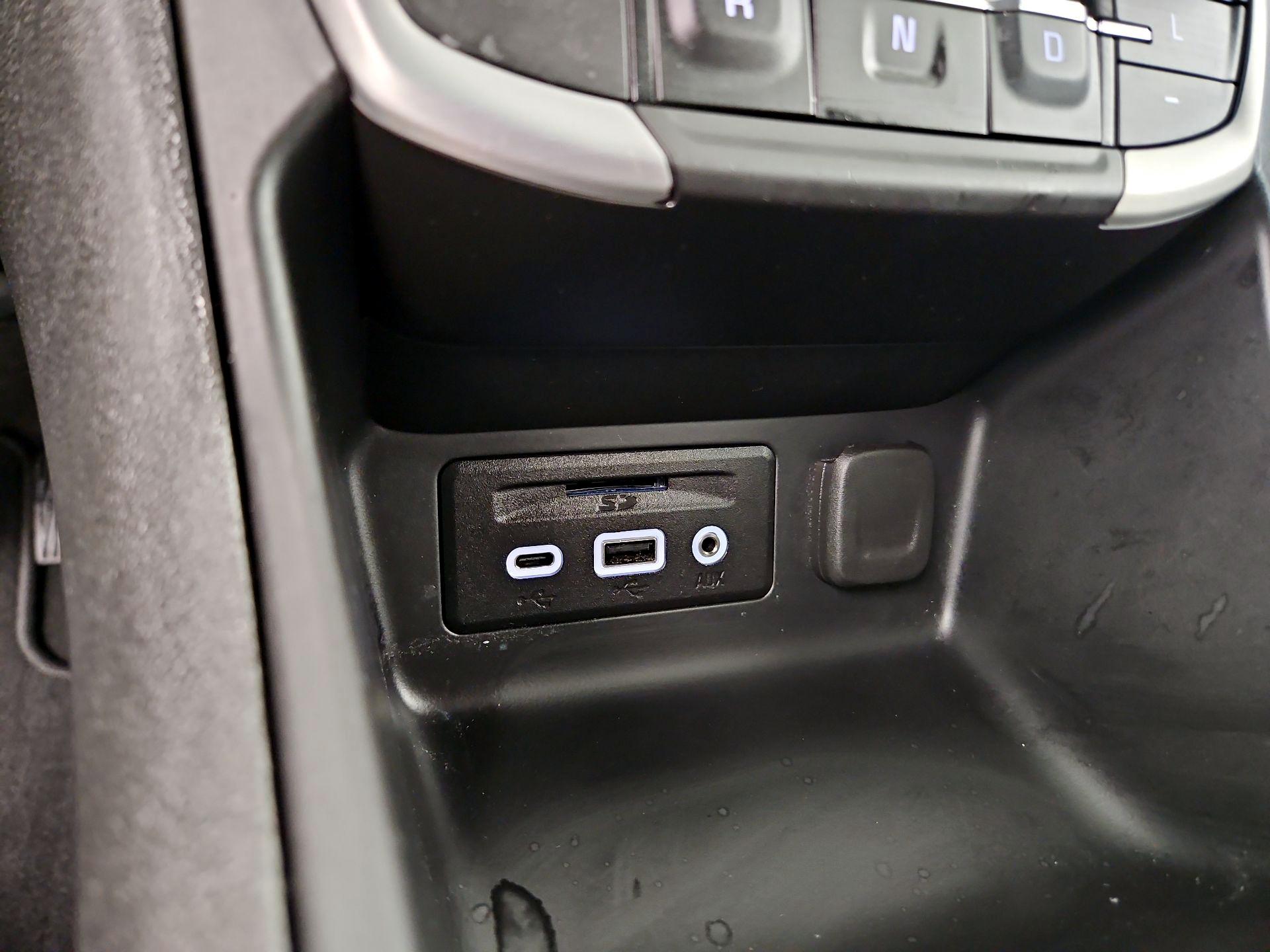 Thumbnail: 2023 GMC Terrain - 18